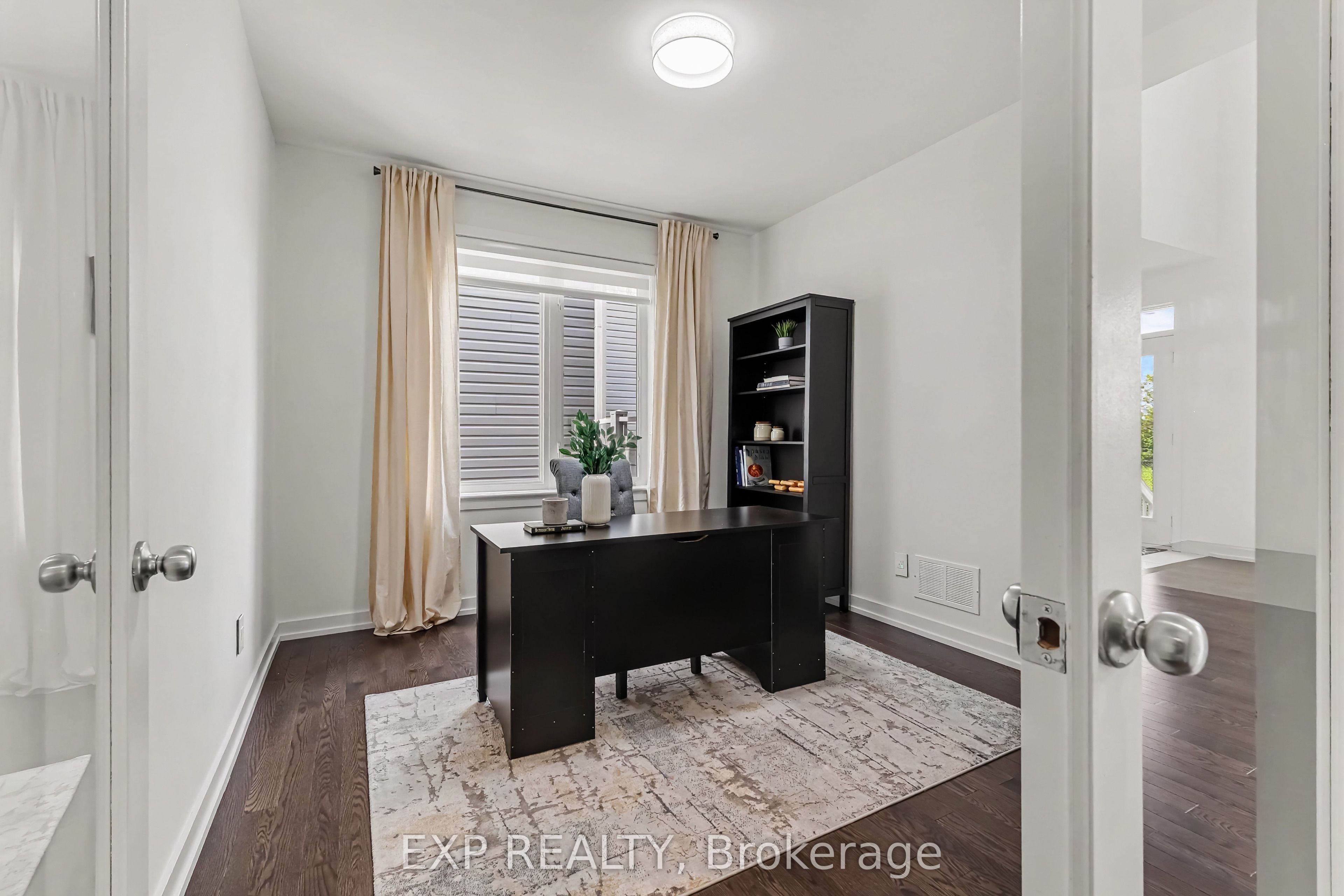362 Gloaming Crescent Property Photo 25