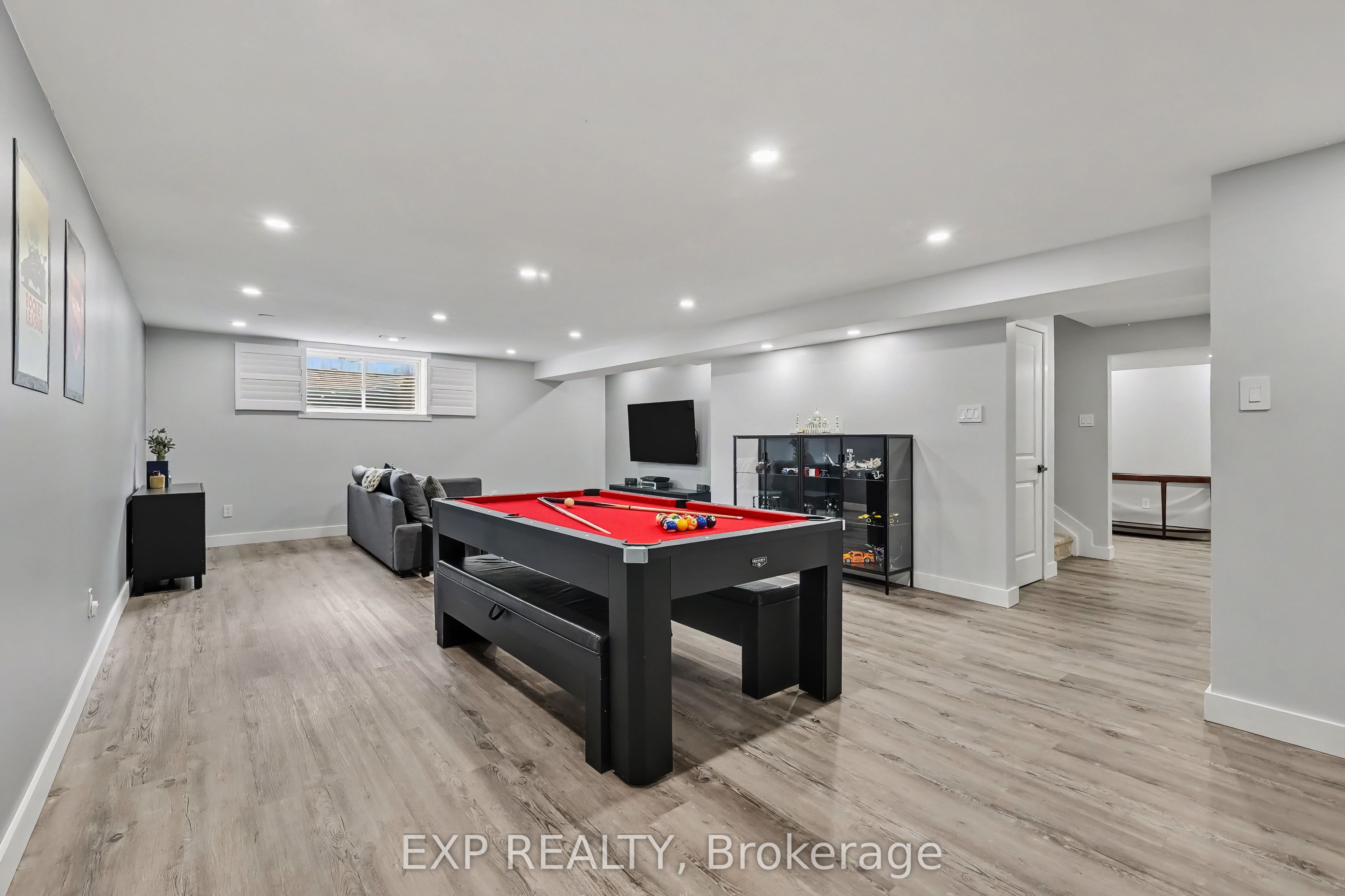 362 Gloaming Crescent Property Photo 40