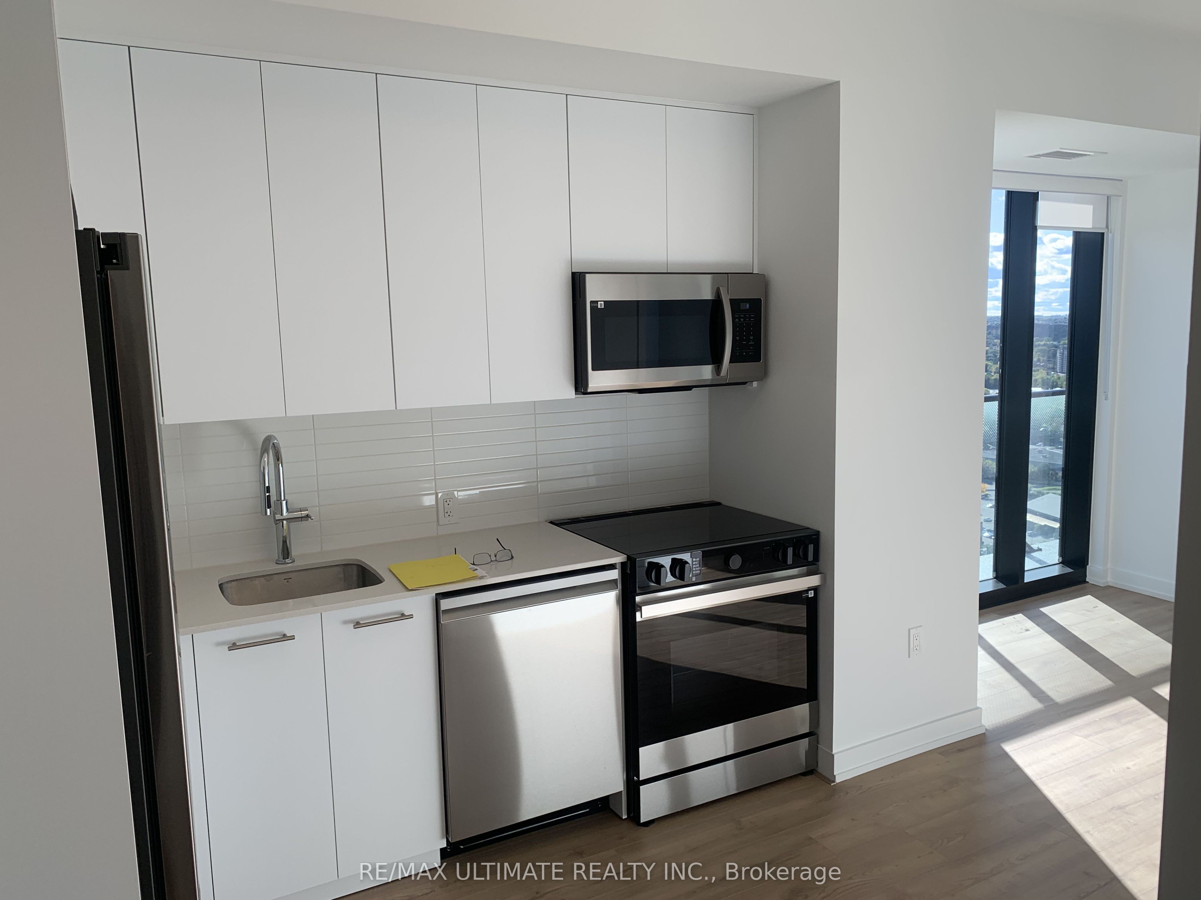 30 Francis Street S 2901 Property Photo 11