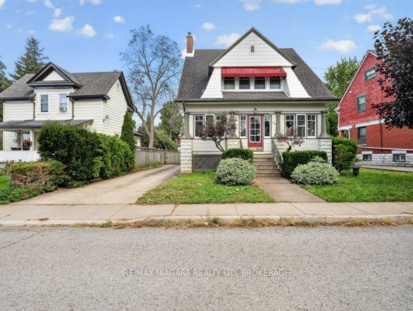 4758 Ryerson Crescent Property Photo 1