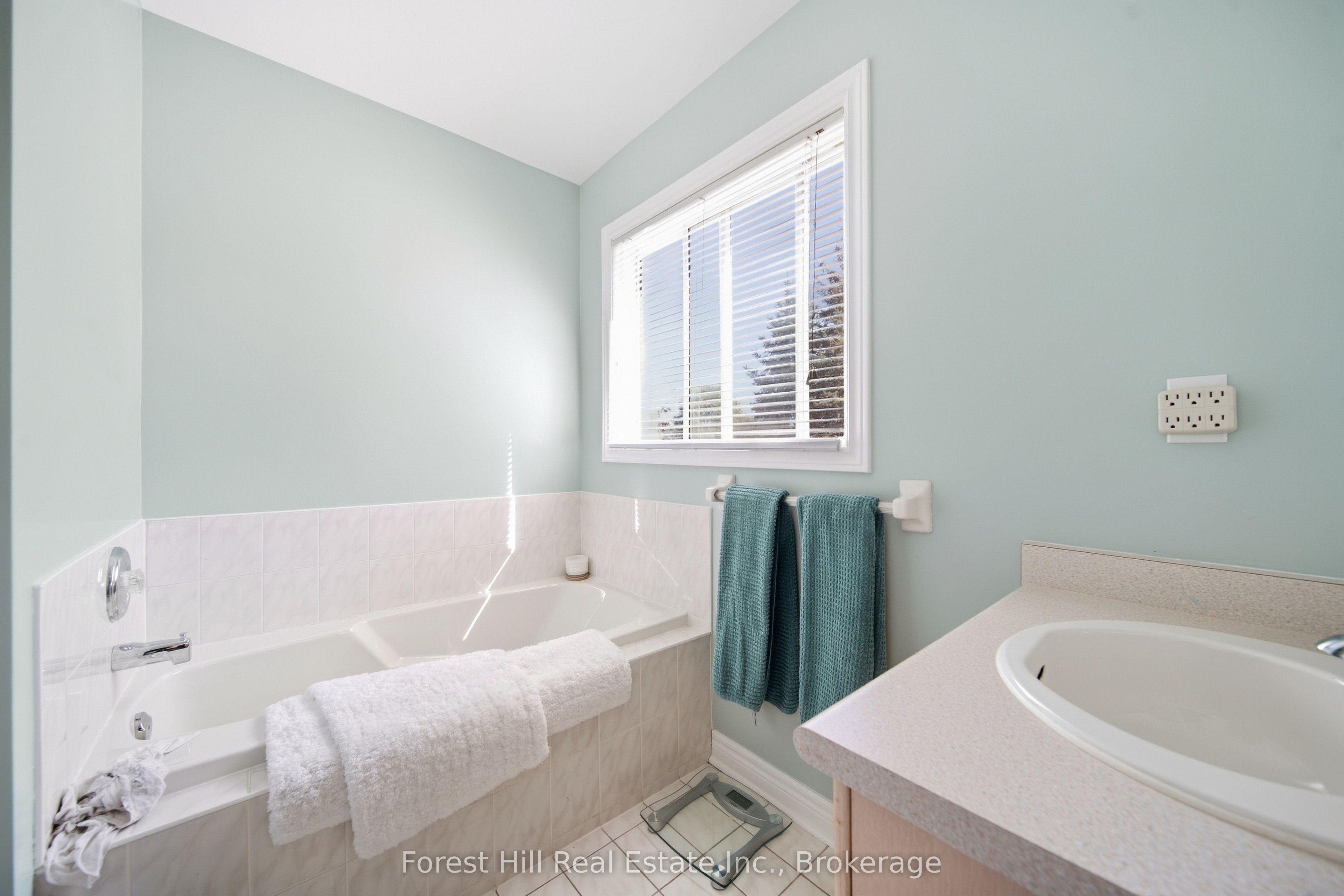 65 Heathfield Crescent Property Photo 28