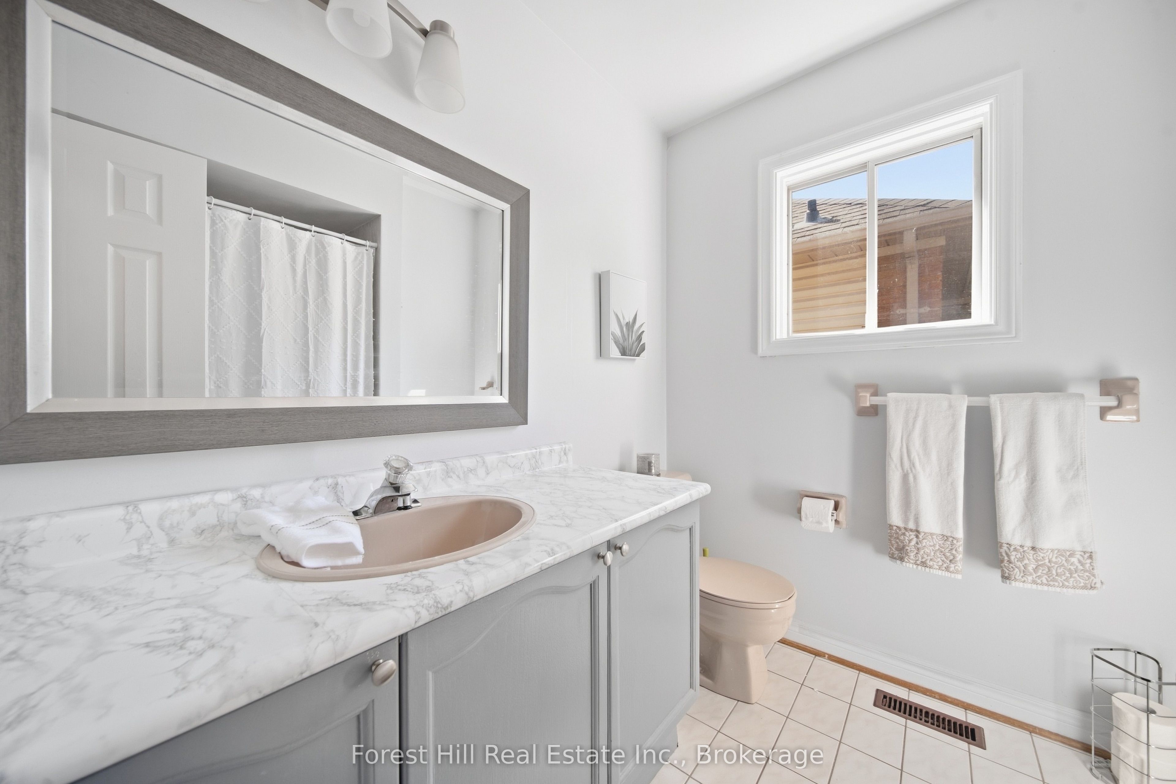65 Heathfield Crescent Property Photo 32