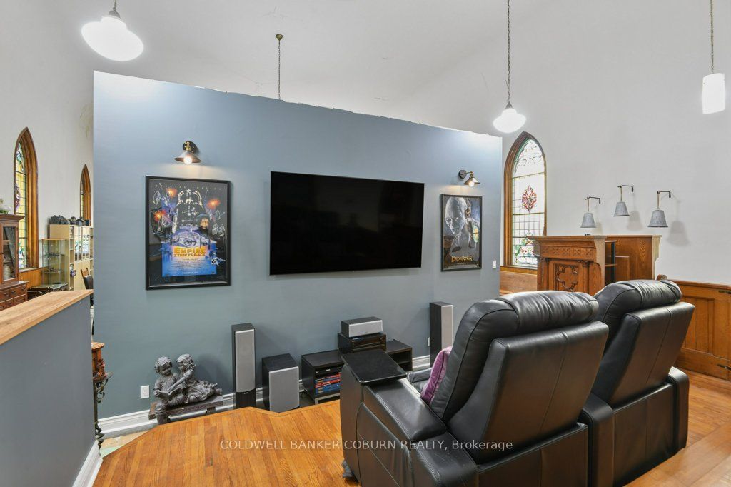 22 First Street Property Photo 13