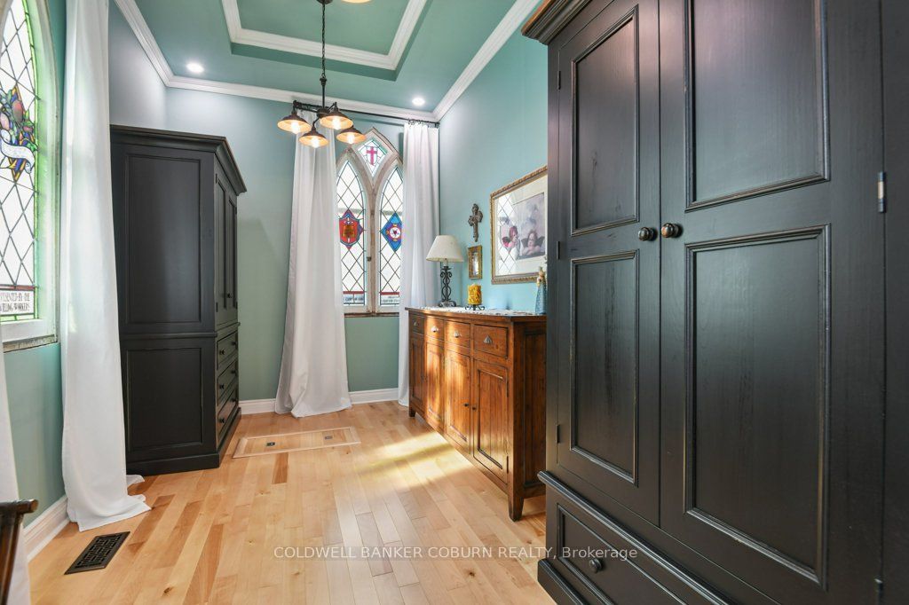 22 First Street Property Photo 24