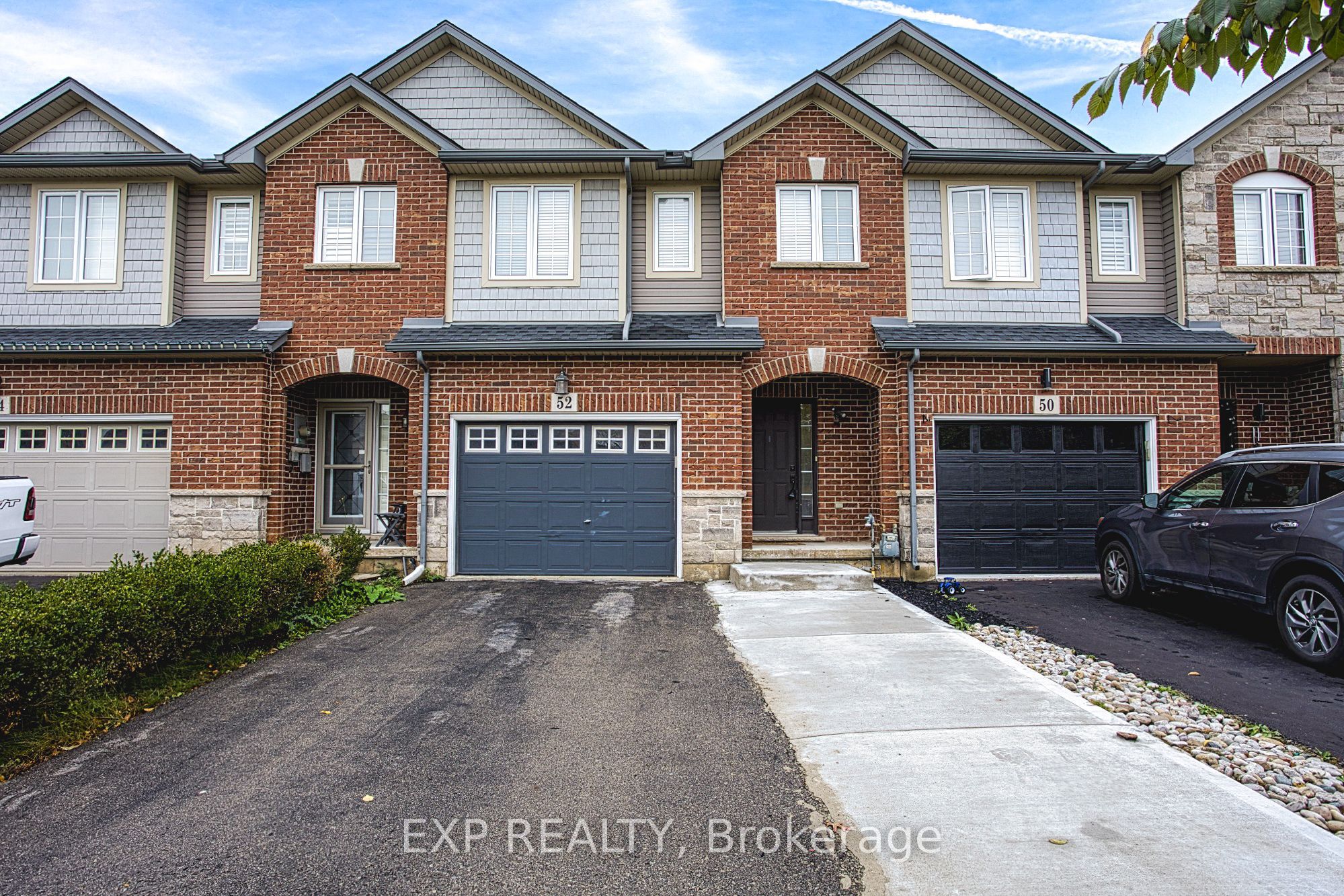 52 Dartmouth Gate Main Property Photo 1