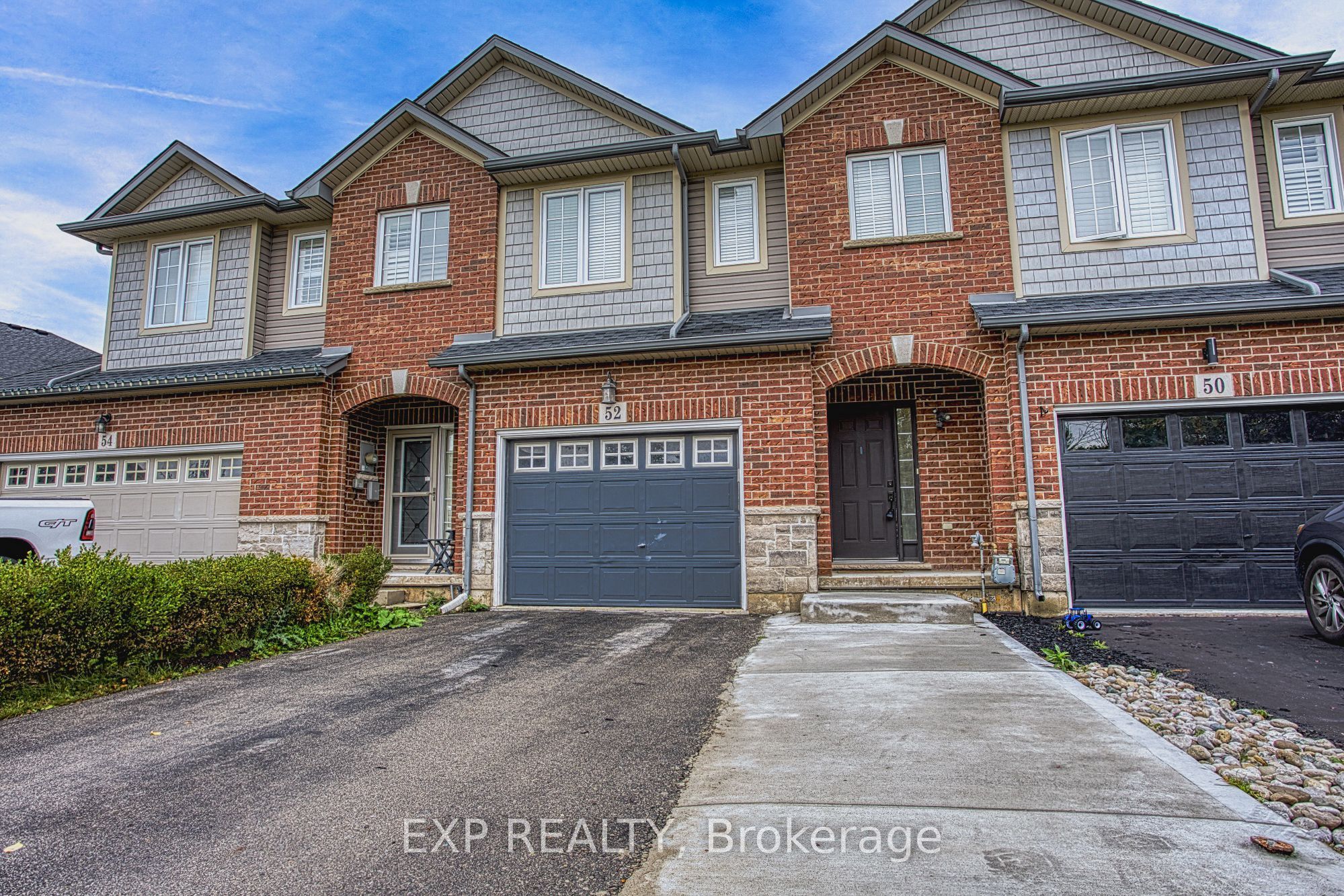 52 Dartmouth Gate Main Property Photo 2
