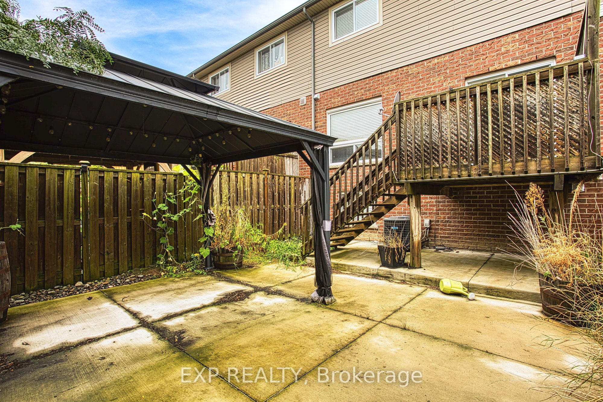 52 Dartmouth Gate Main Property Photo 24