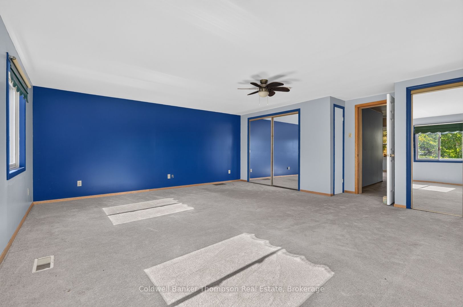 2326 Fraserburg Road Property Photo 23