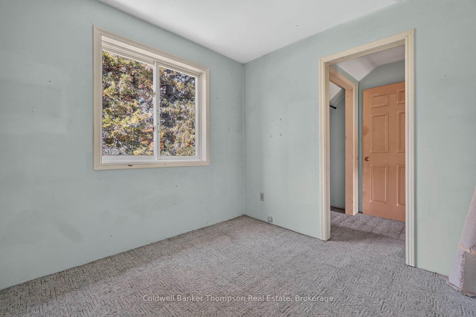 2326 Fraserburg Road Property Photo 27