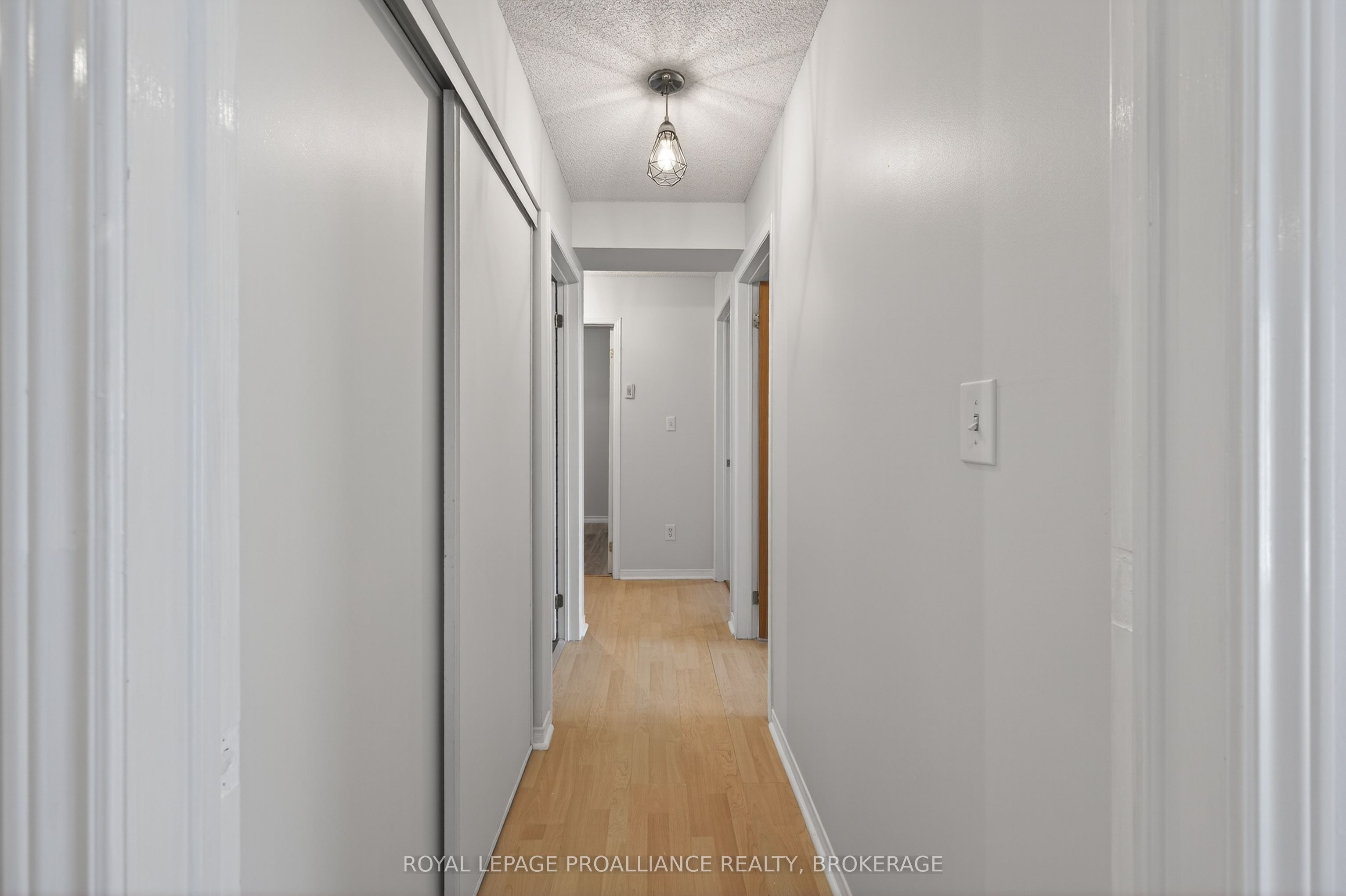 310 Kingsdale Avenue 313 Property Photo 15