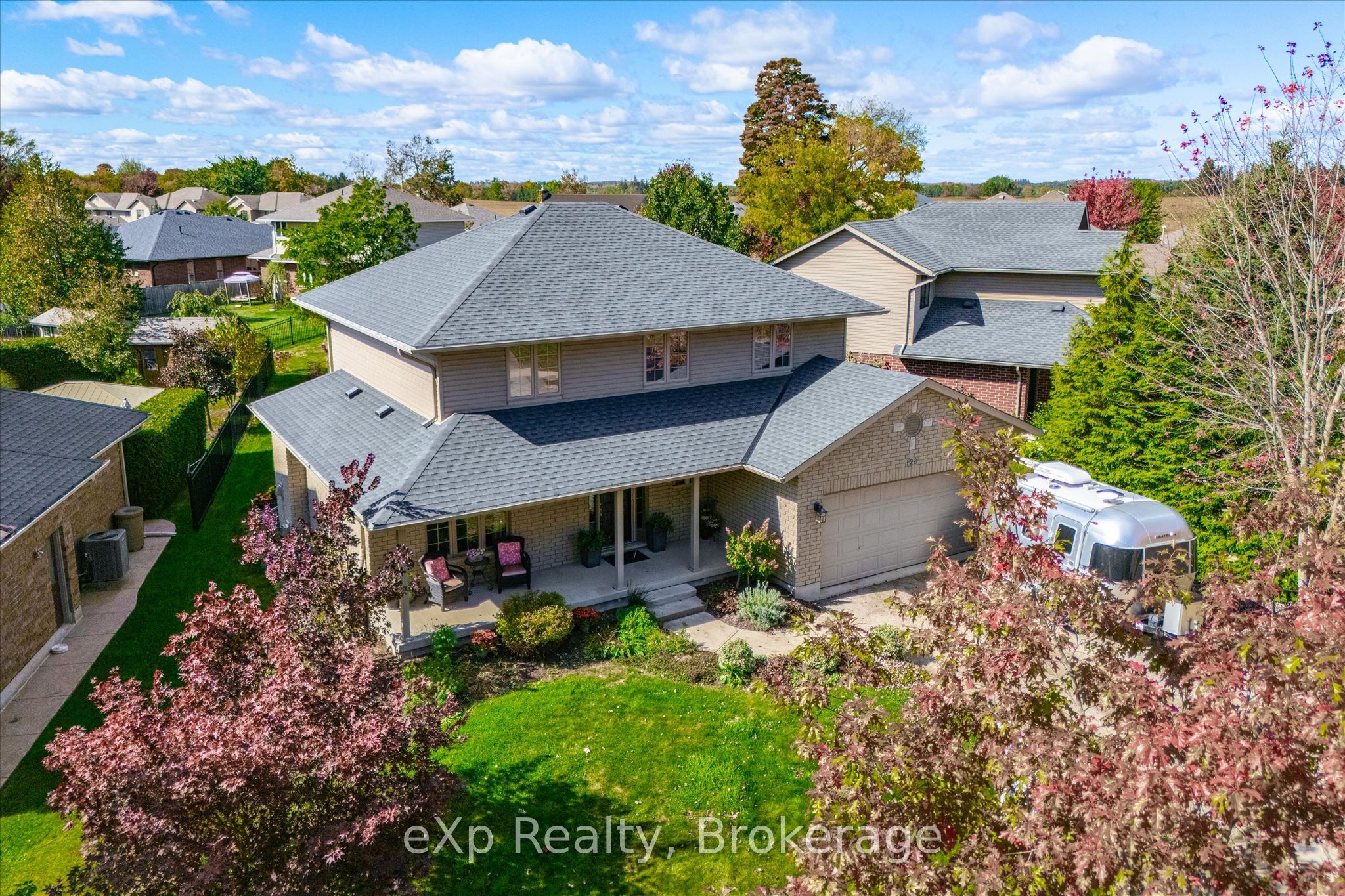 128 Keating Drive Property Photo 2