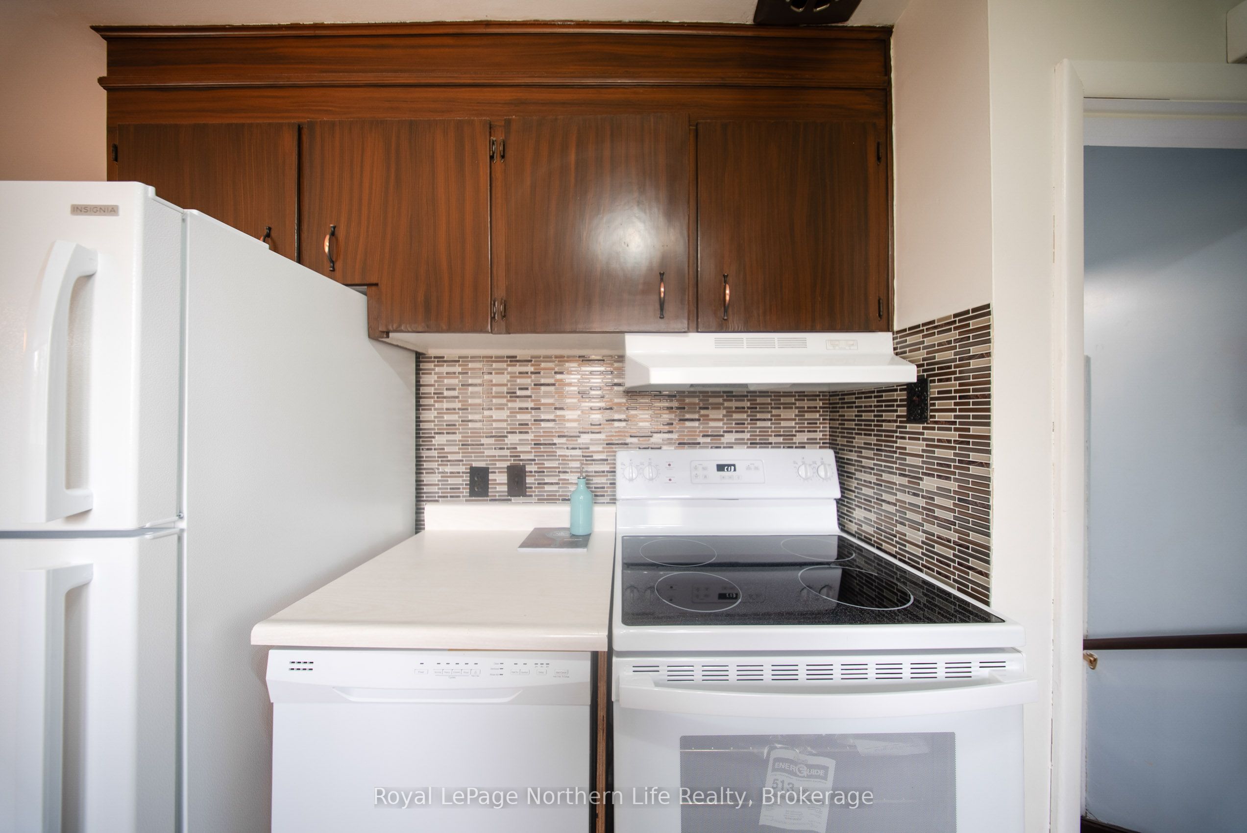 756 Eastwood Avenue Property Photo 14
