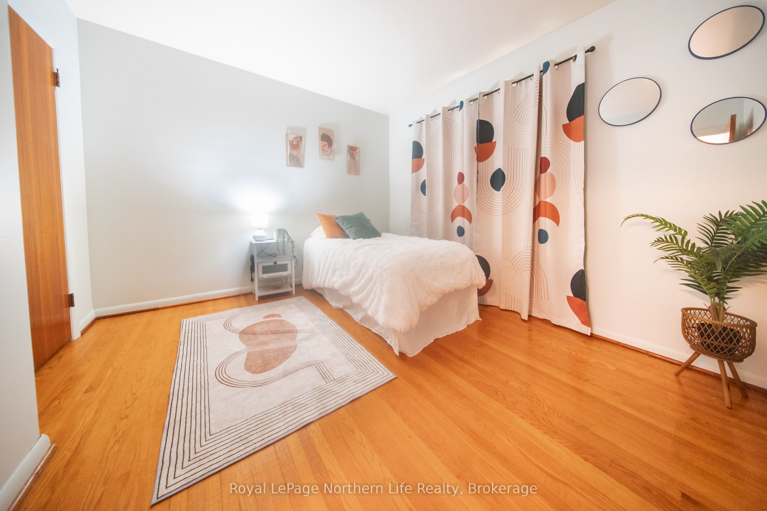 756 Eastwood Avenue Property Photo 17