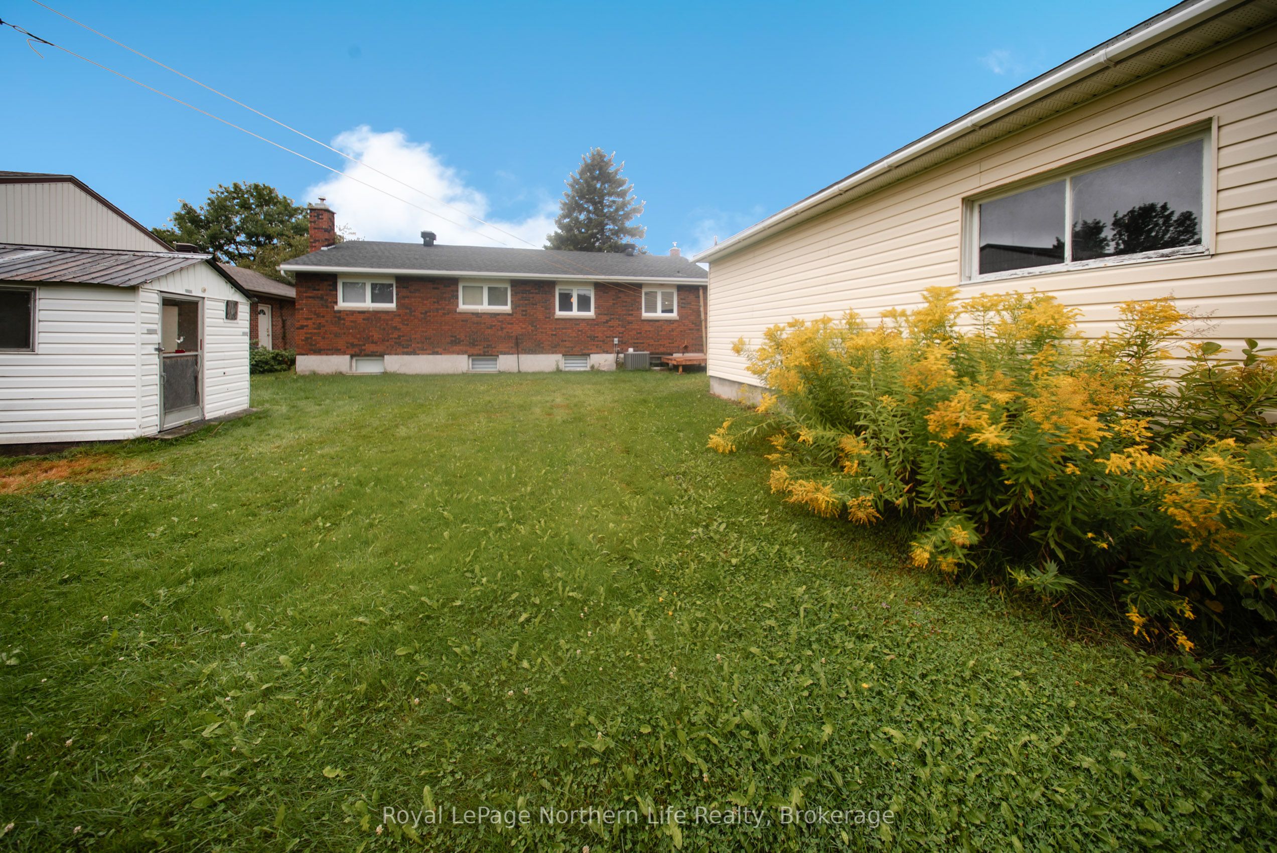756 Eastwood Avenue Property Photo 24