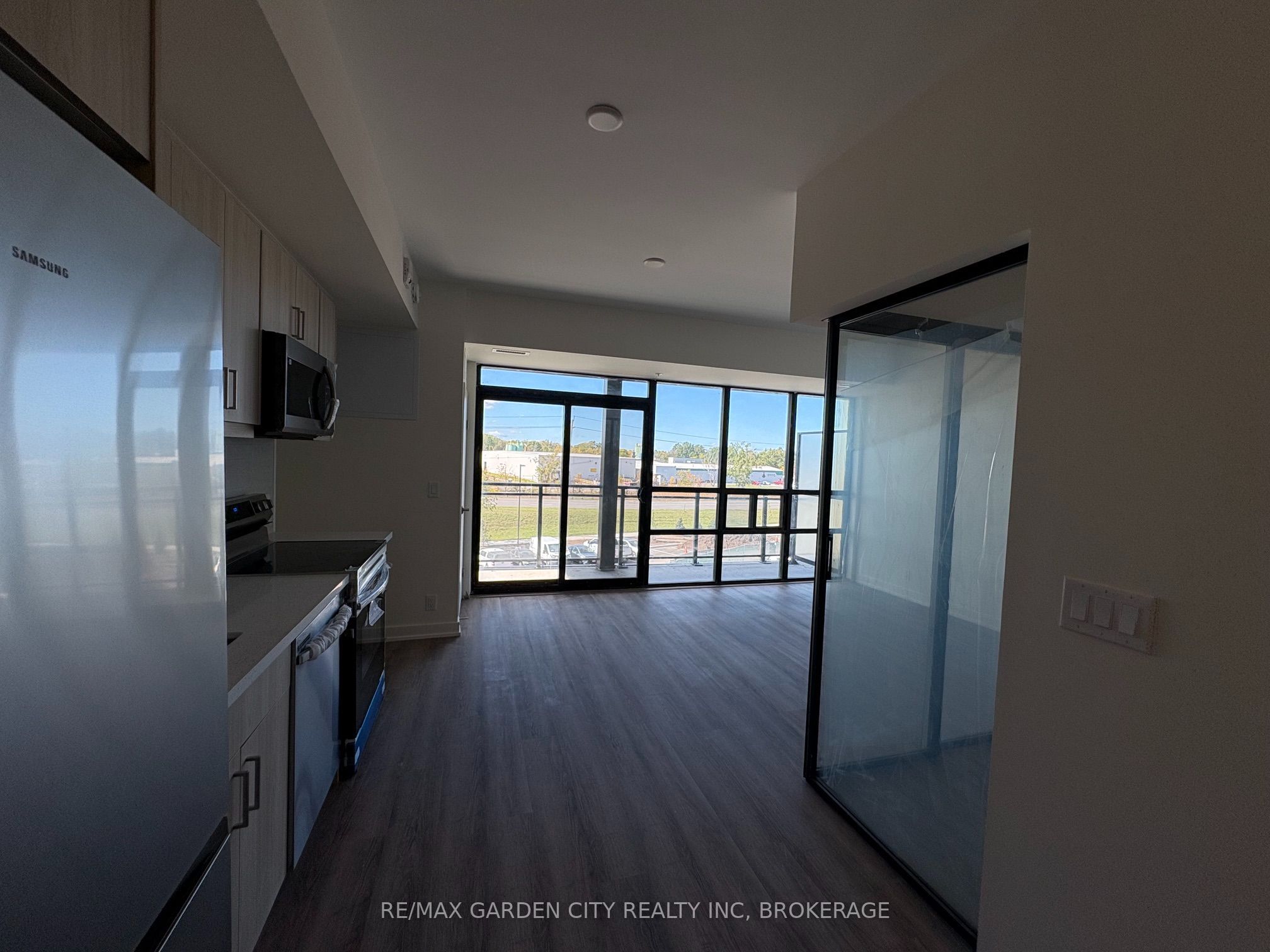 350 Prince Charles Drive 326 Property Photo 9