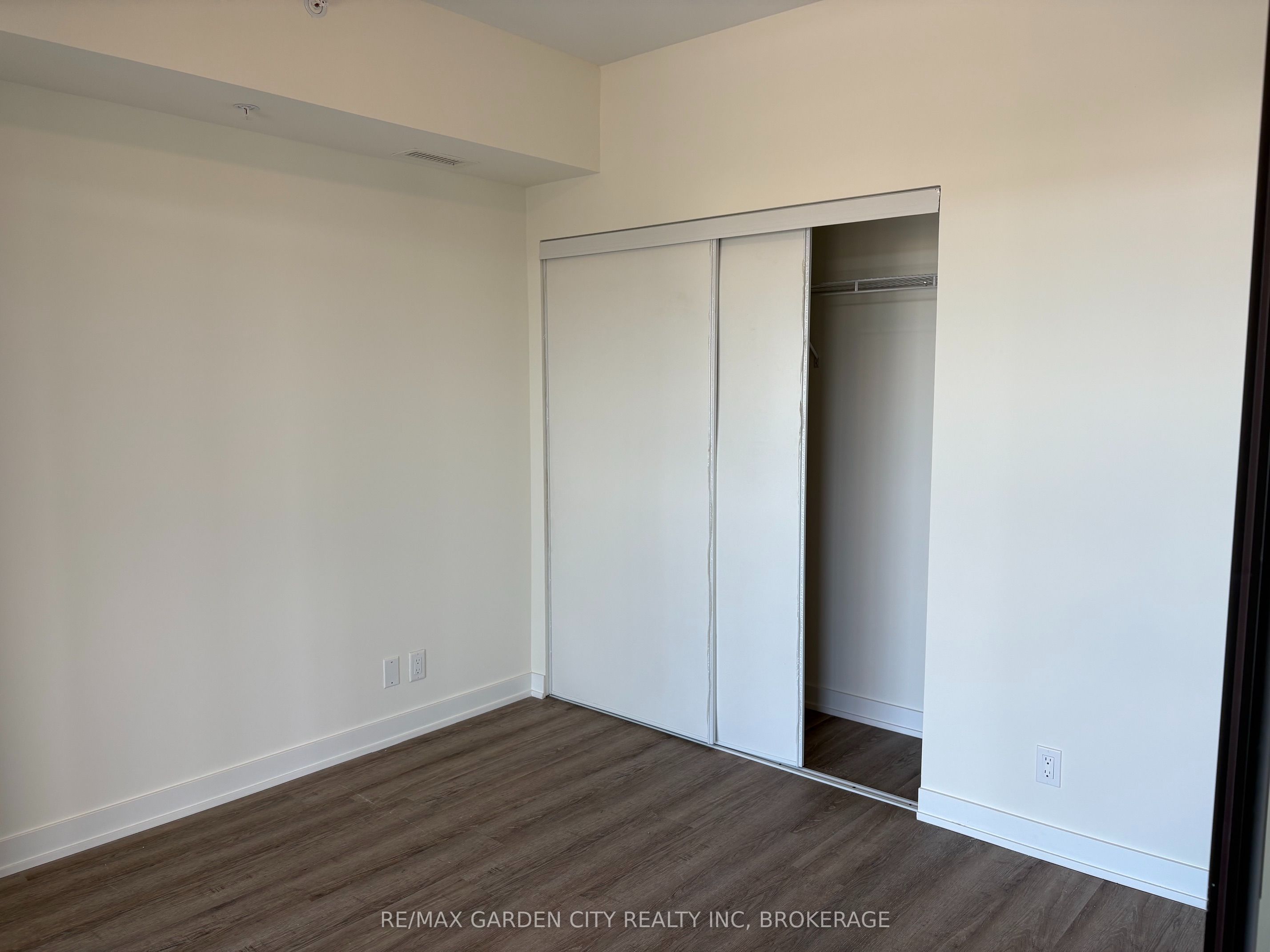 350 Prince Charles Drive 326 Property Photo 10