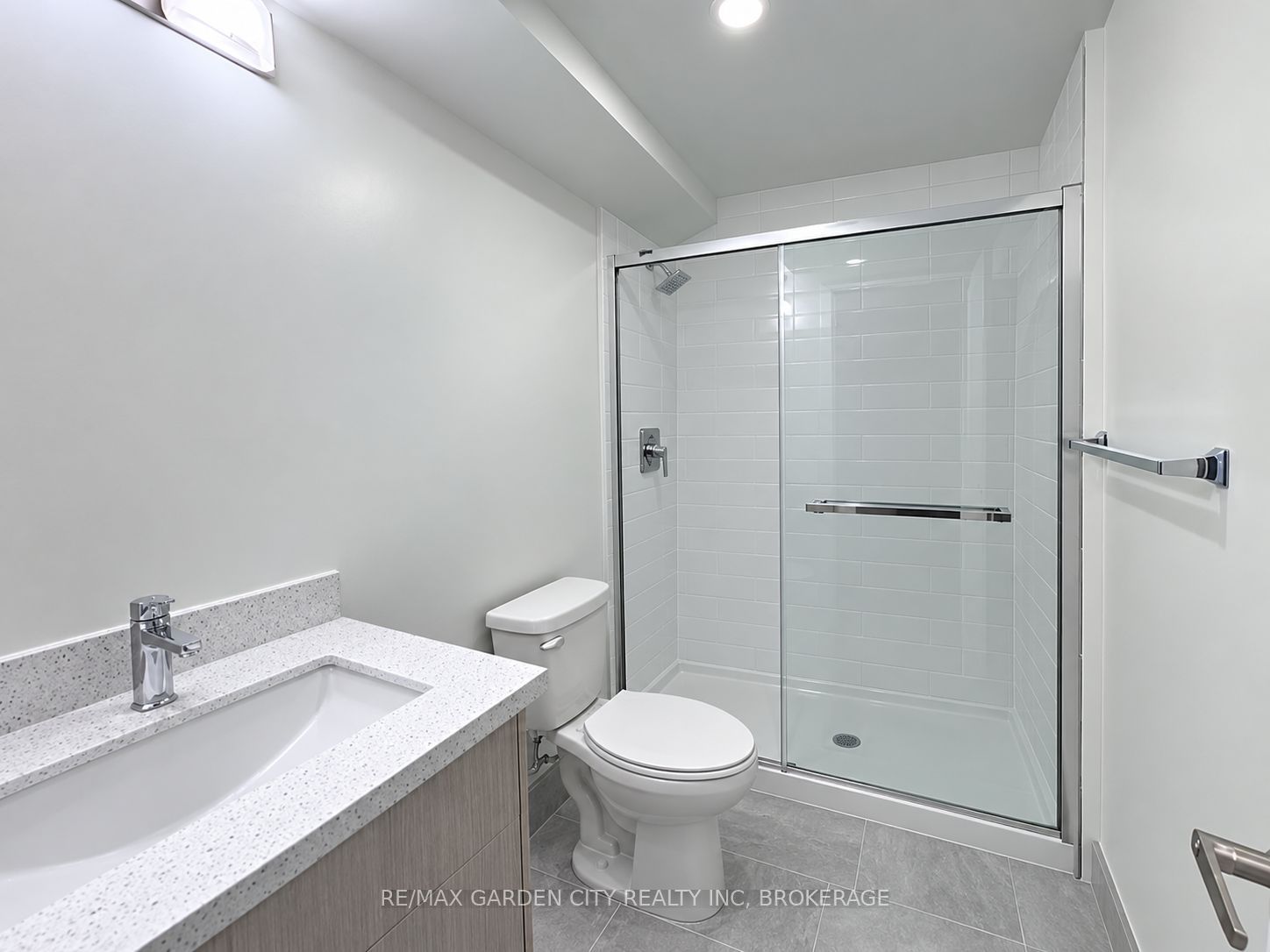 350 Prince Charles Drive 326 Property Photo 13