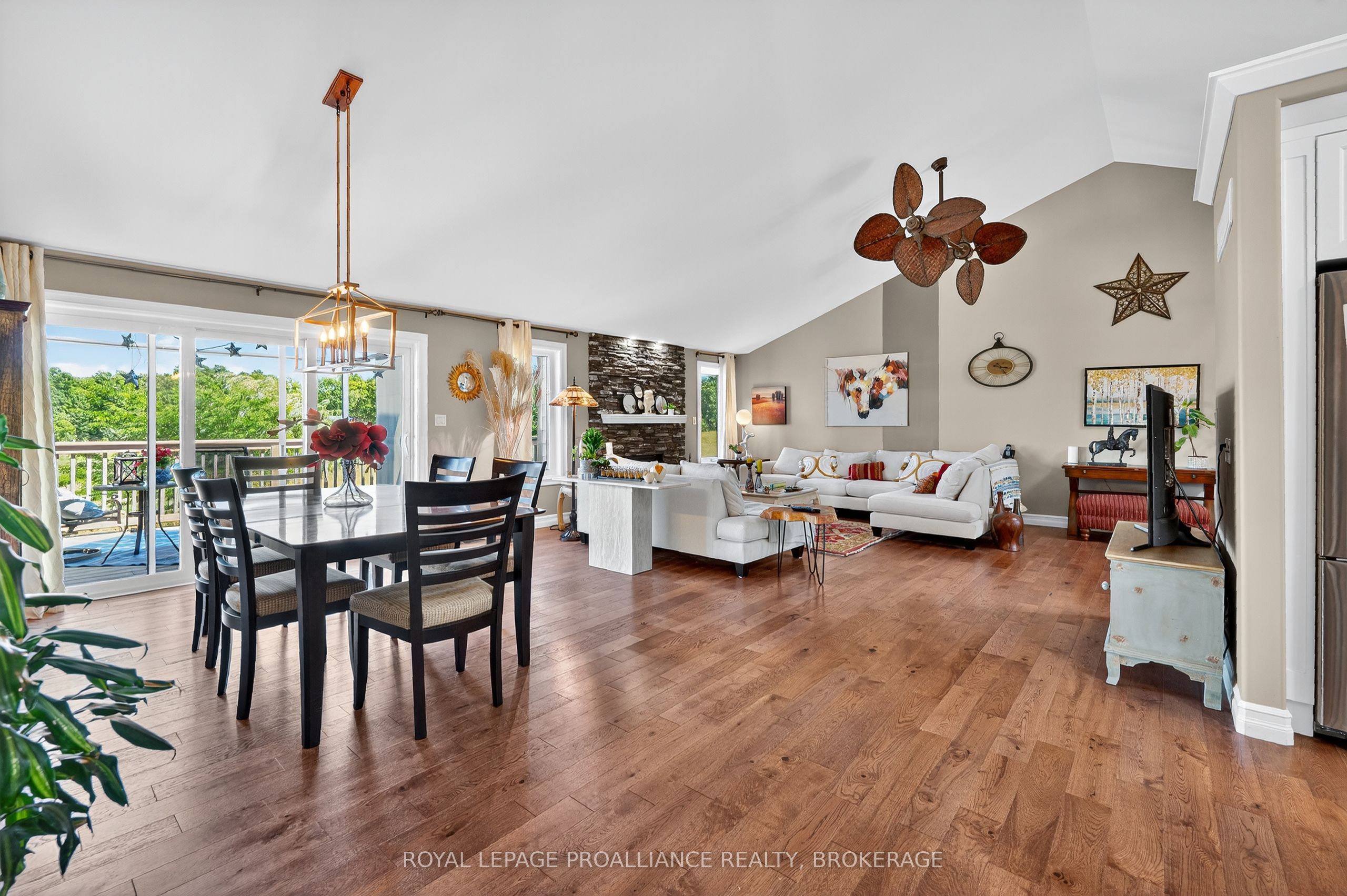 303 Escott Rockport Road Property Photo 11