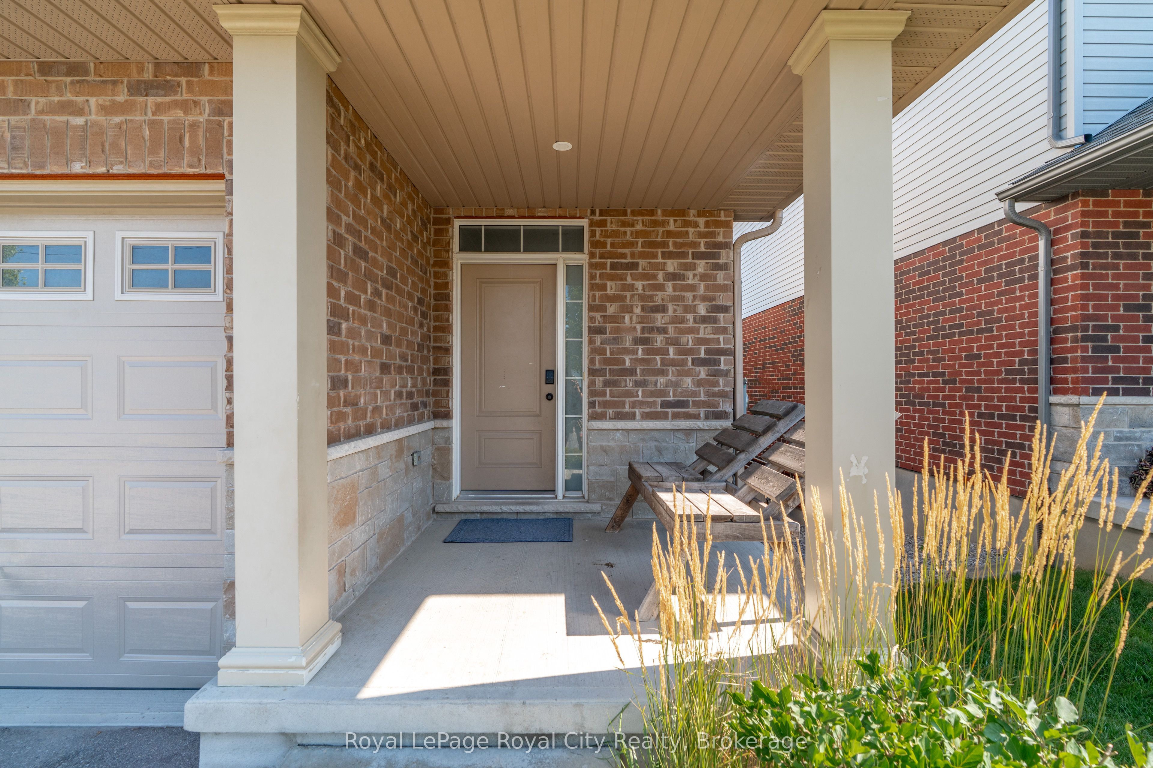 269 Watson Parkway N 7 Property Photo 2