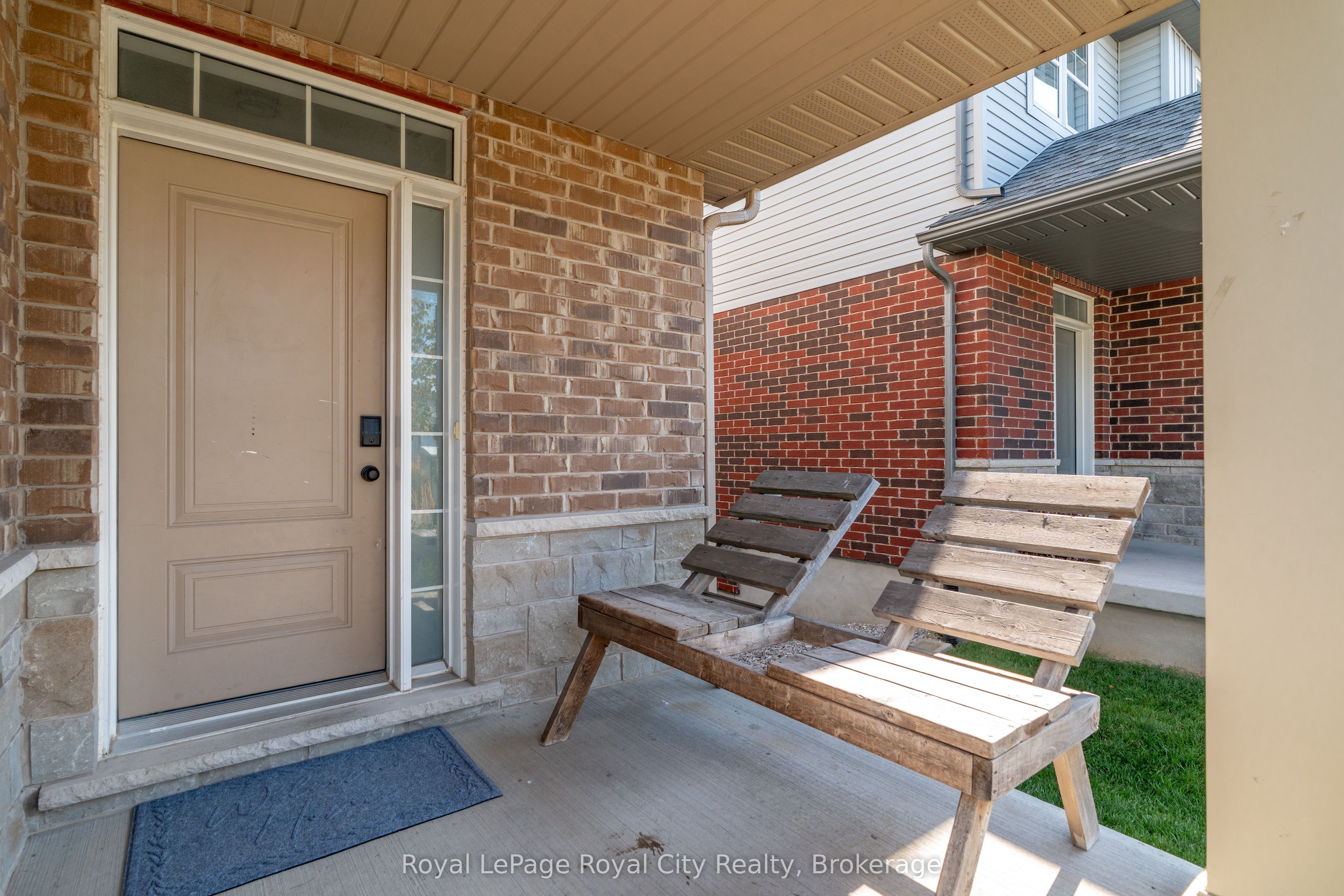 269 Watson Parkway N 7 Property Photo 3