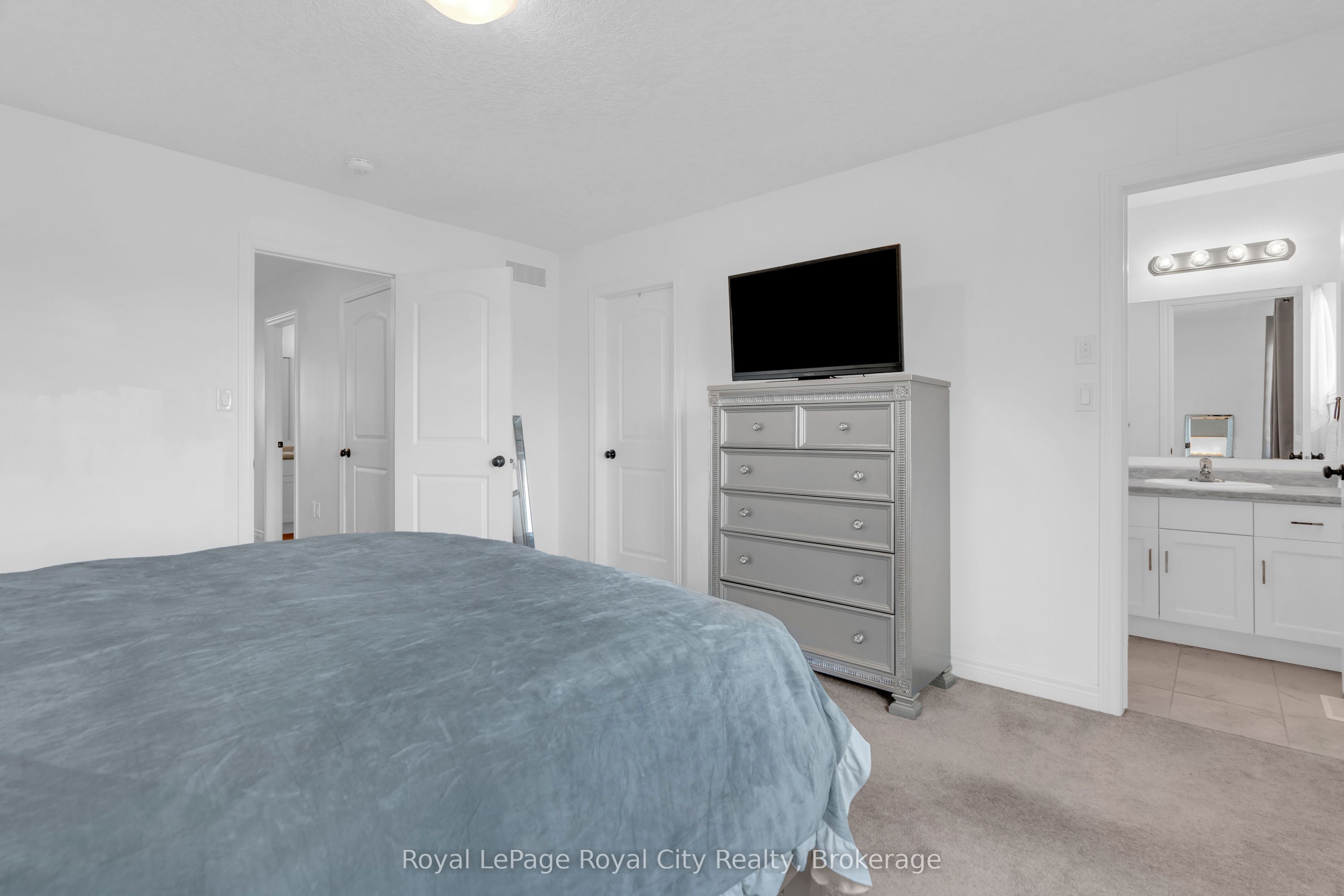 269 Watson Parkway N 7 Property Photo 16