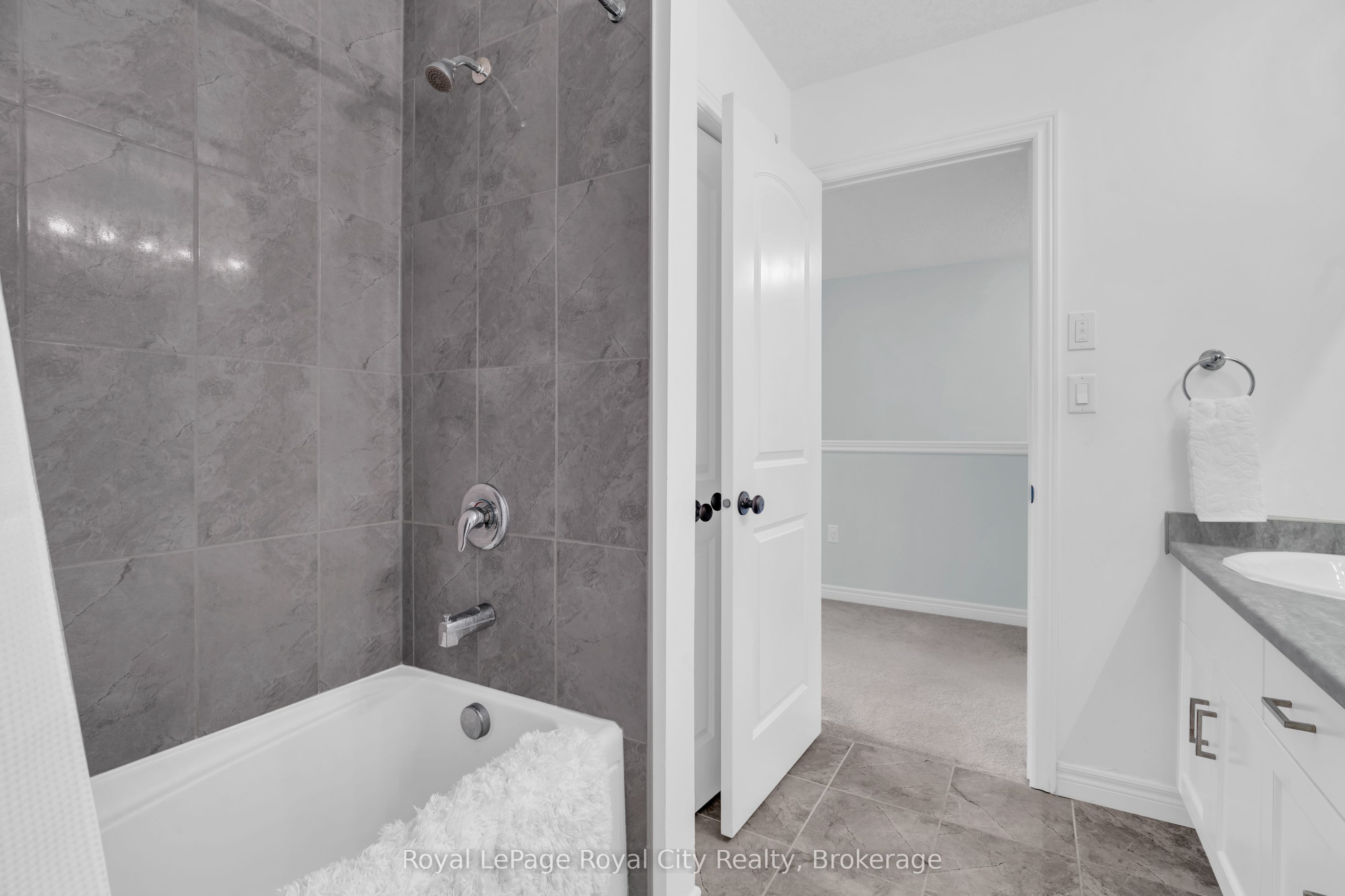 269 Watson Parkway N 7 Property Photo 23