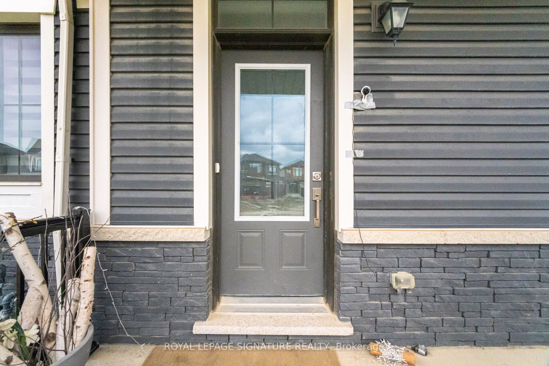 240 Velvet Way Property Photo 11
