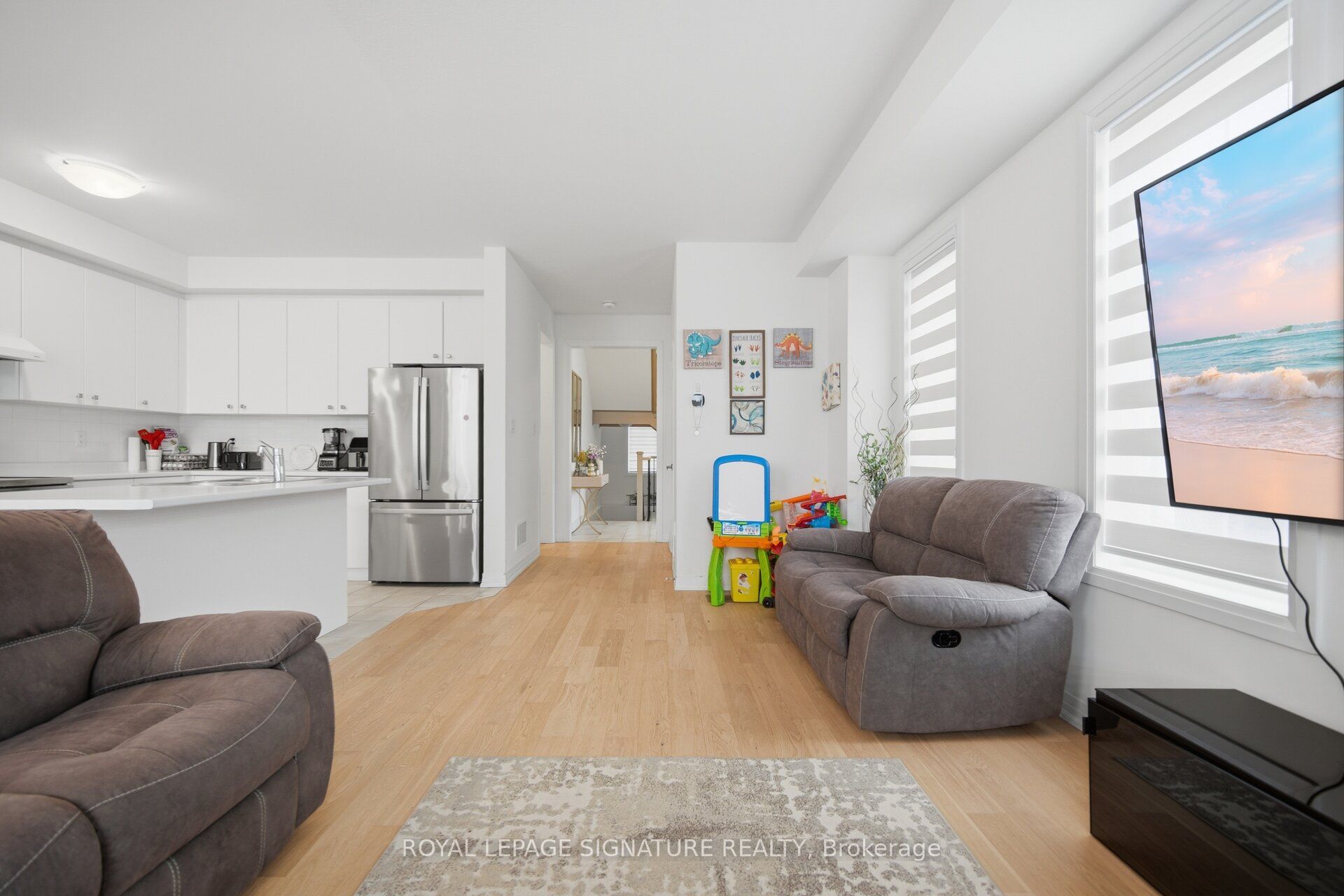 240 Velvet Way Property Photo 27