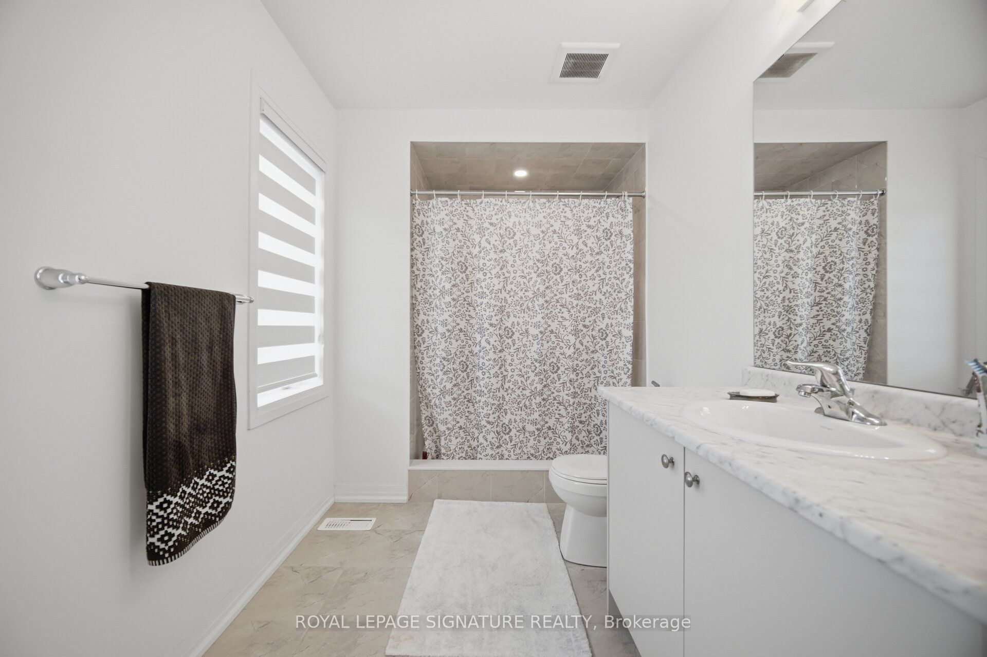 240 Velvet Way Property Photo 37