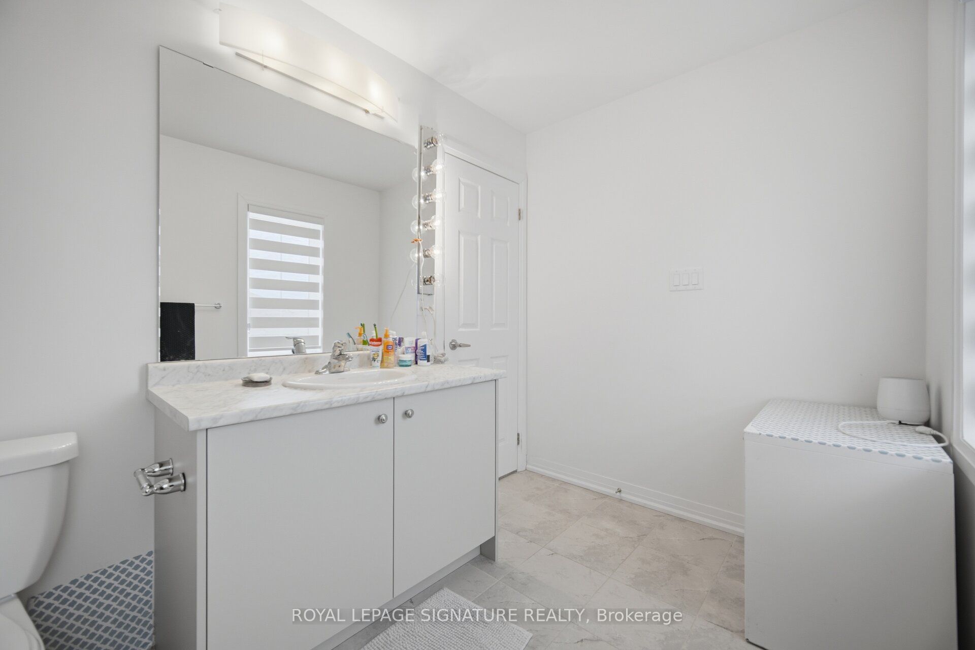 240 Velvet Way Property Photo 38