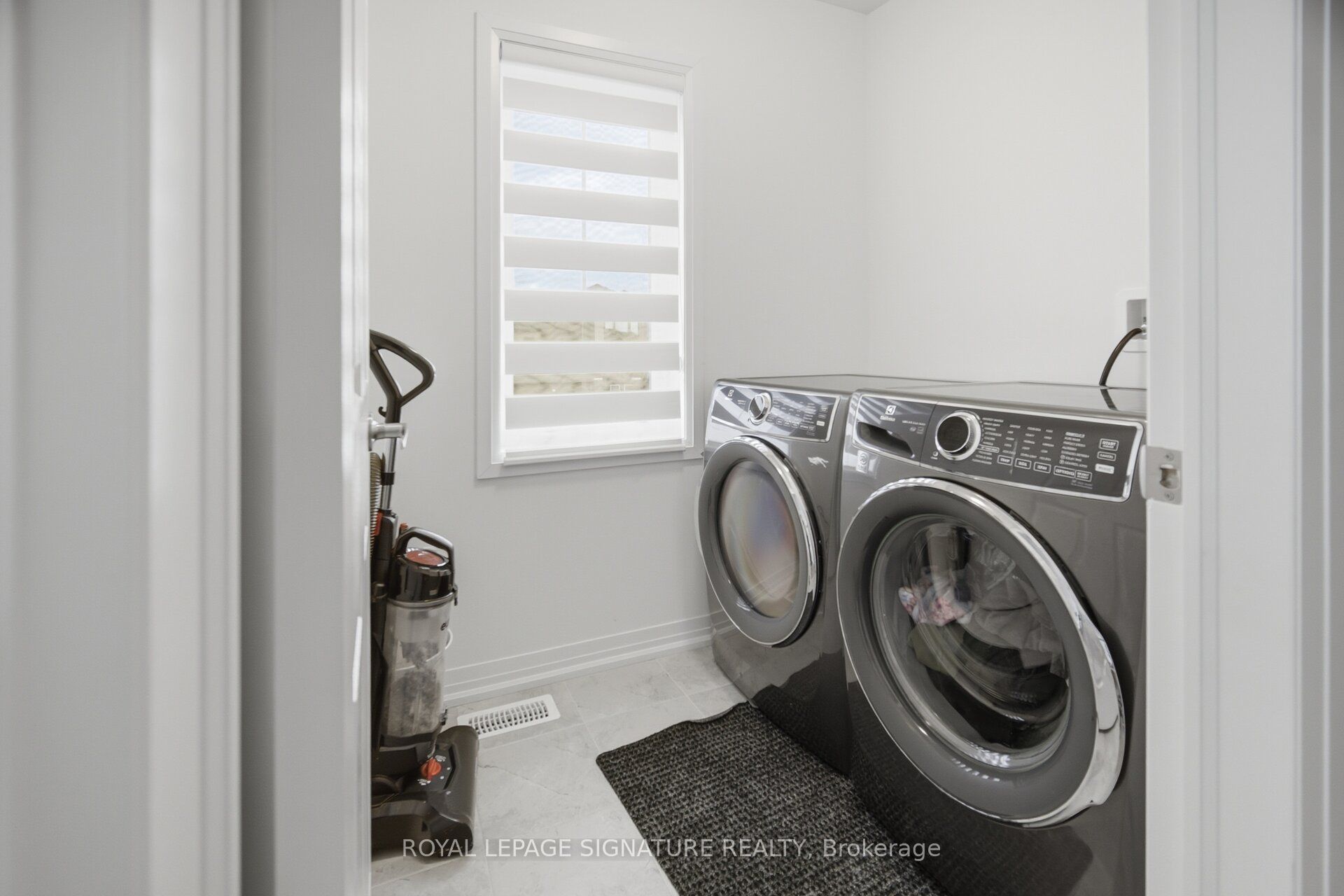 240 Velvet Way Property Photo 44