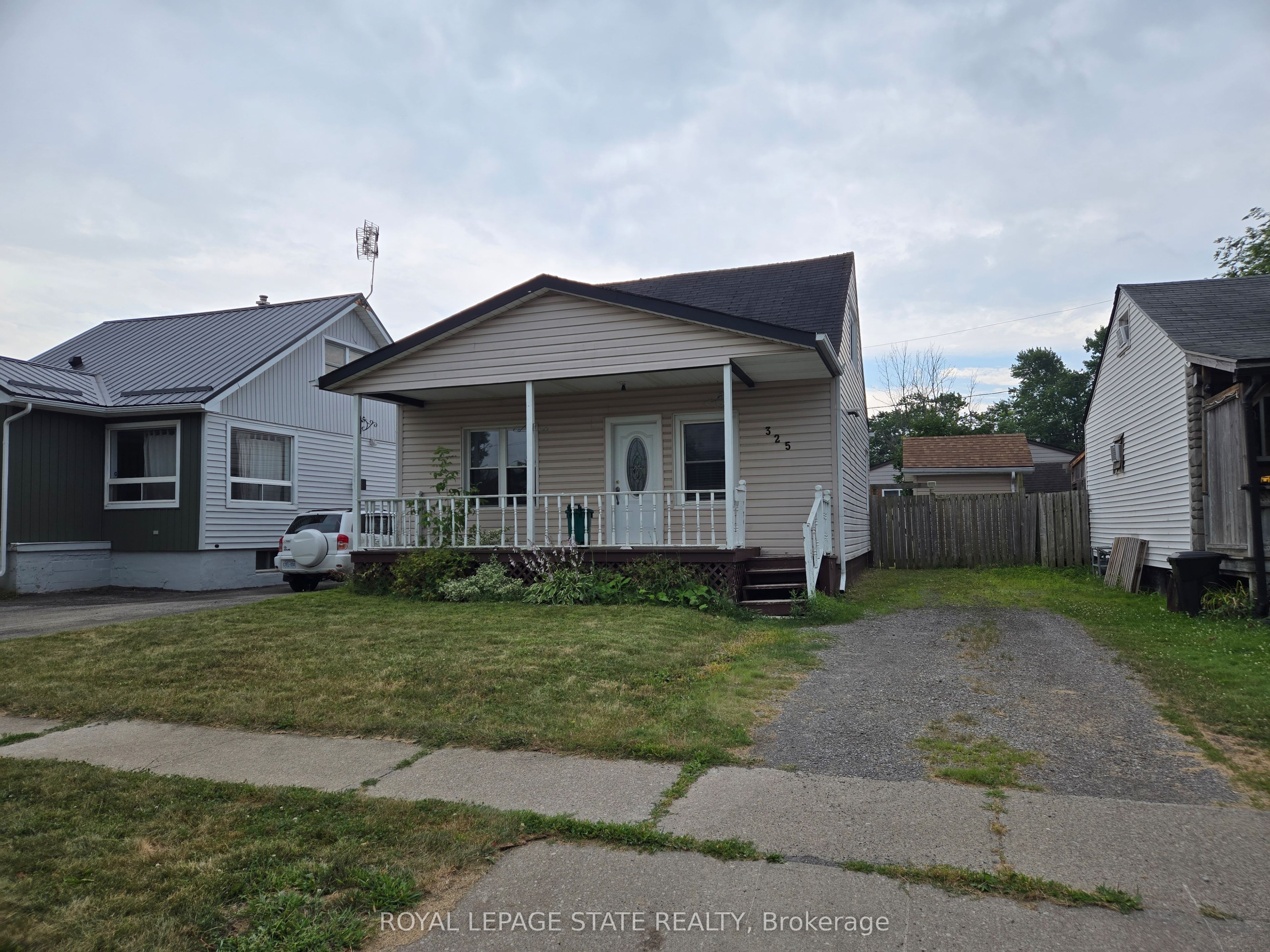 325 Simpson Avenue Property Photo 1