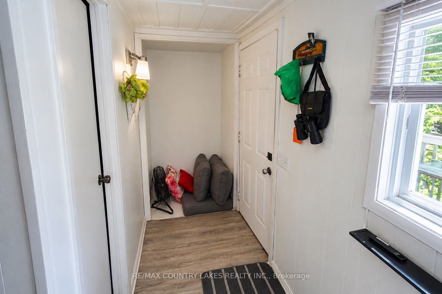 77 Mcguire Beach Road Property Photo 16