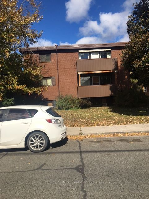 266 Romaine Street Property Photo 6