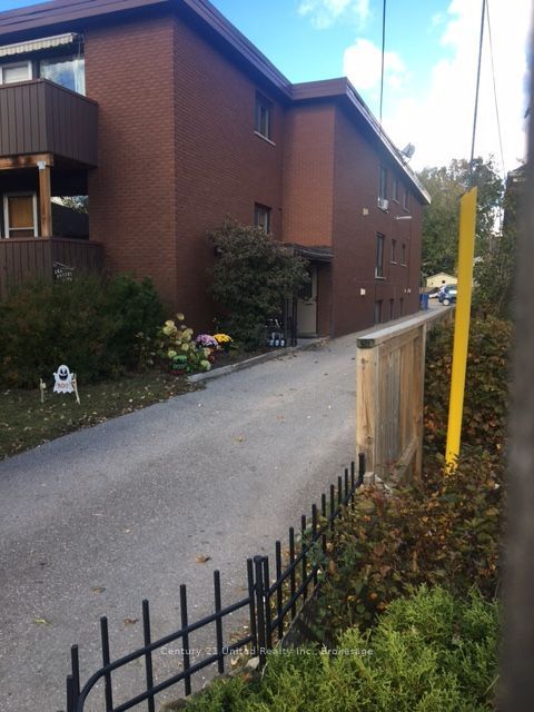 266 Romaine Street Property Photo 7