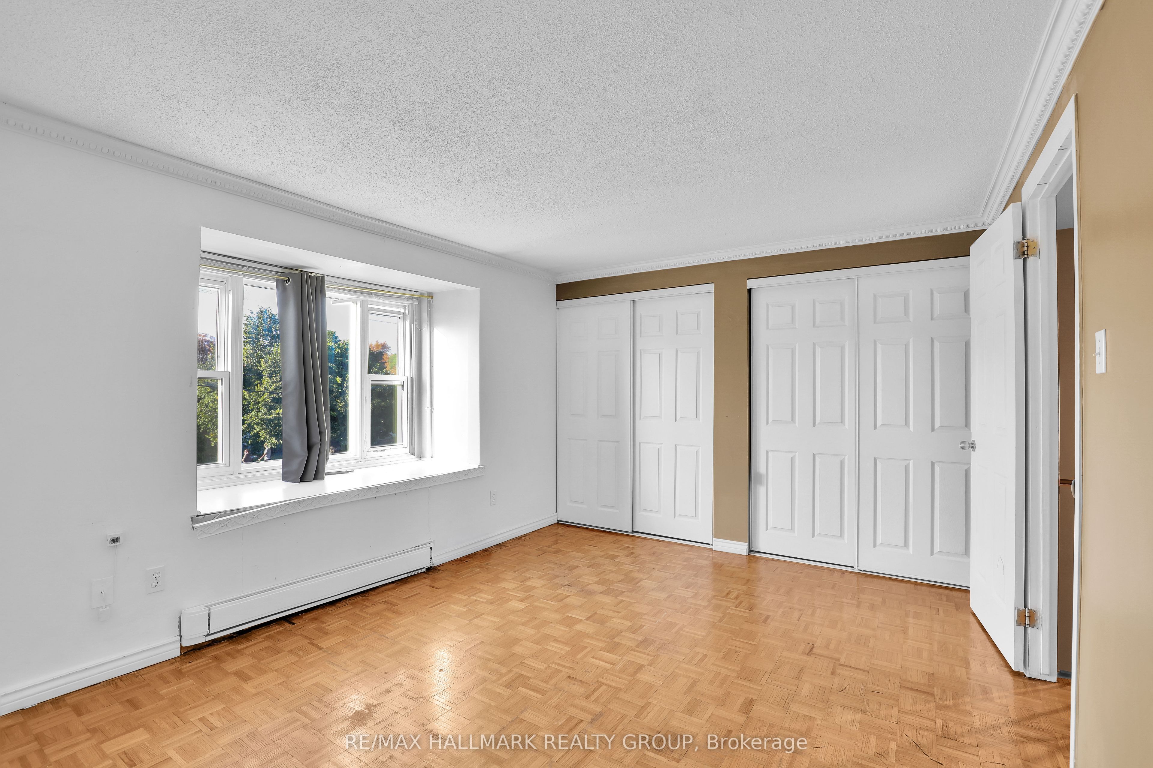 924 Dynes Road Property Photo 11
