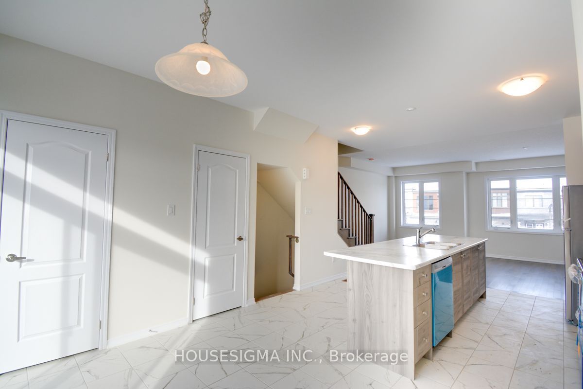 65 Holder Drive Property Photo 6
