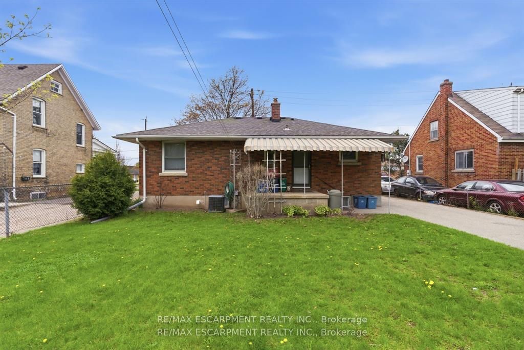 113 North Park Street Property Photo 6