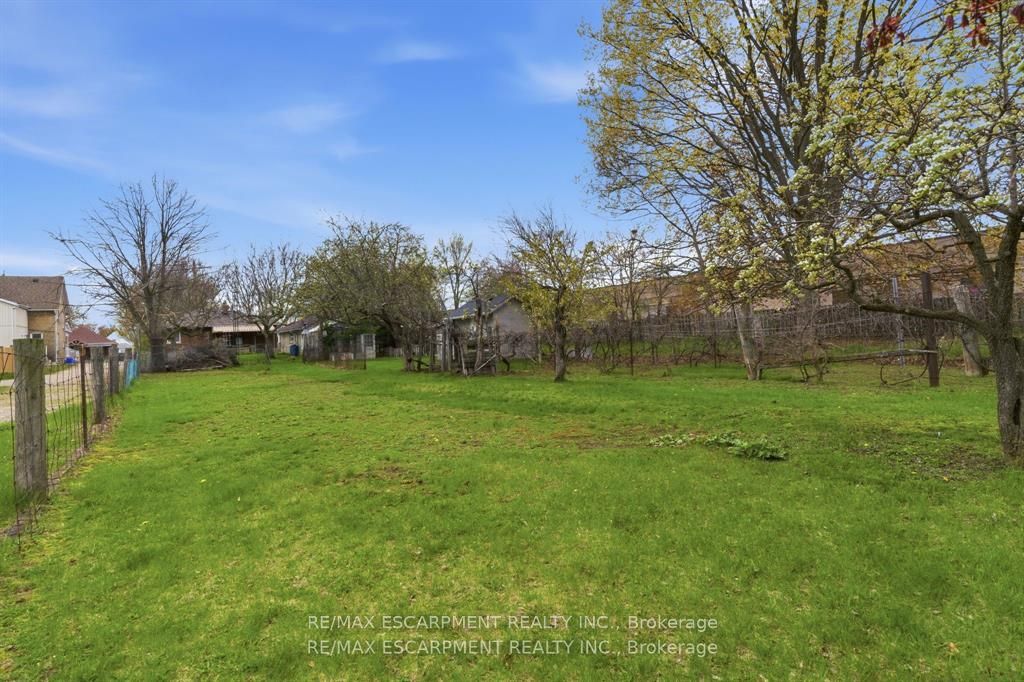 113 North Park Street Property Photo 10