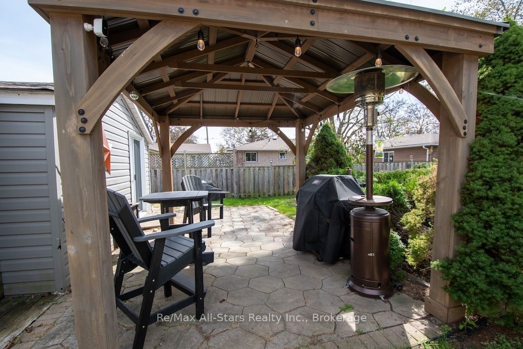 23 Wolfe Street Property Photo 22