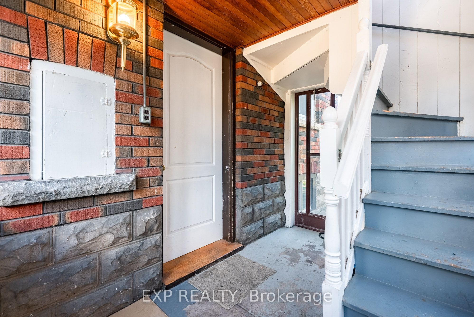 4613 Ryerson Crescent Property Photo 11