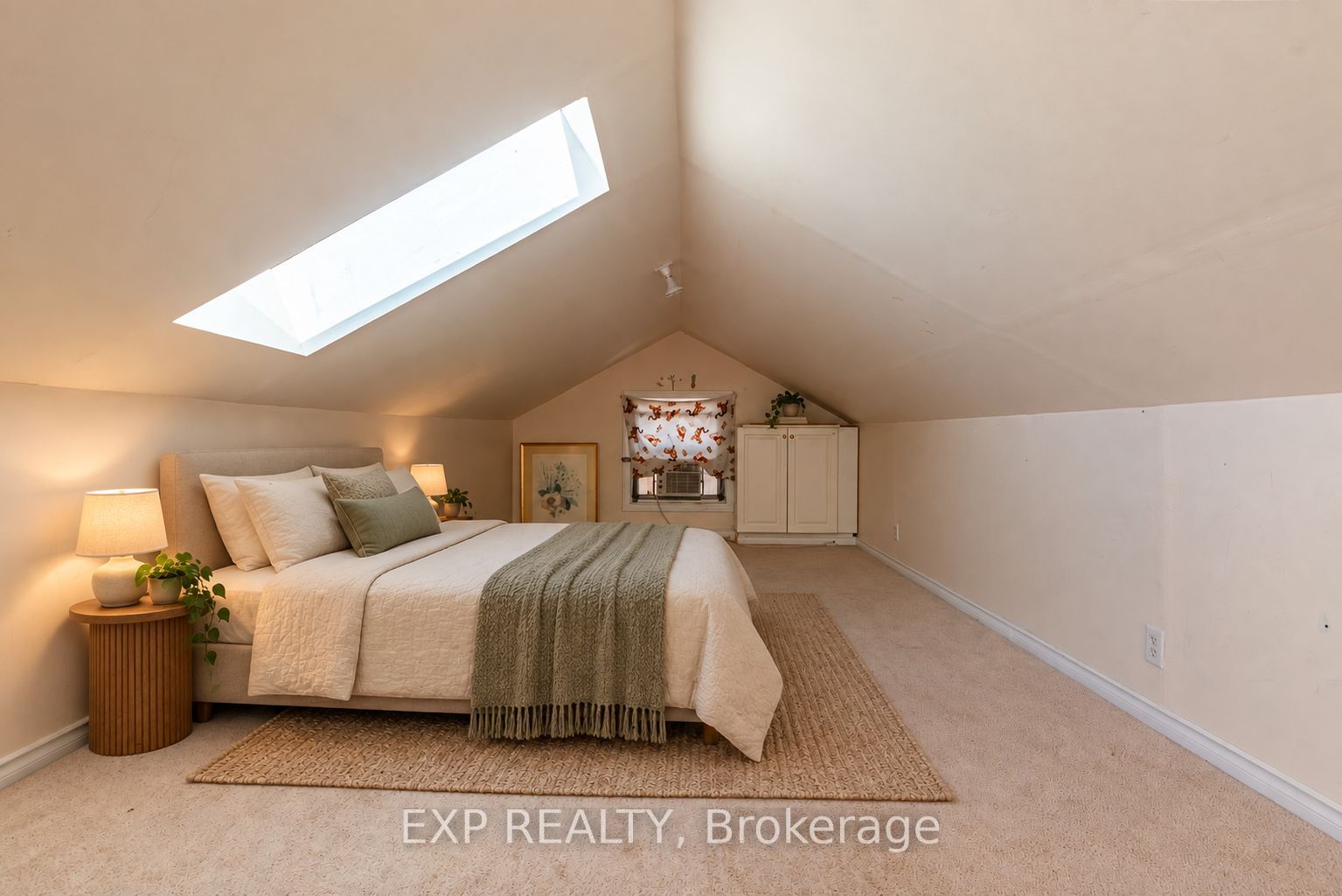 4613 Ryerson Crescent Property Photo 20
