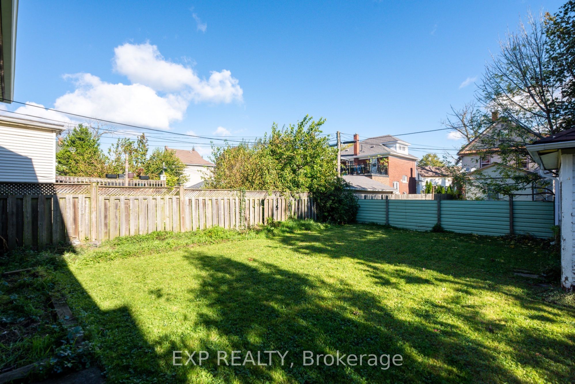 4613 Ryerson Crescent Property Photo 26