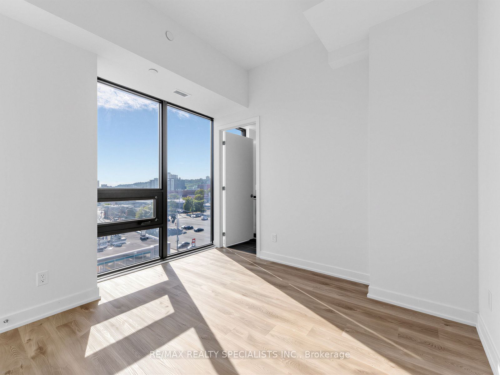 91 John Street 710 Property Photo 15