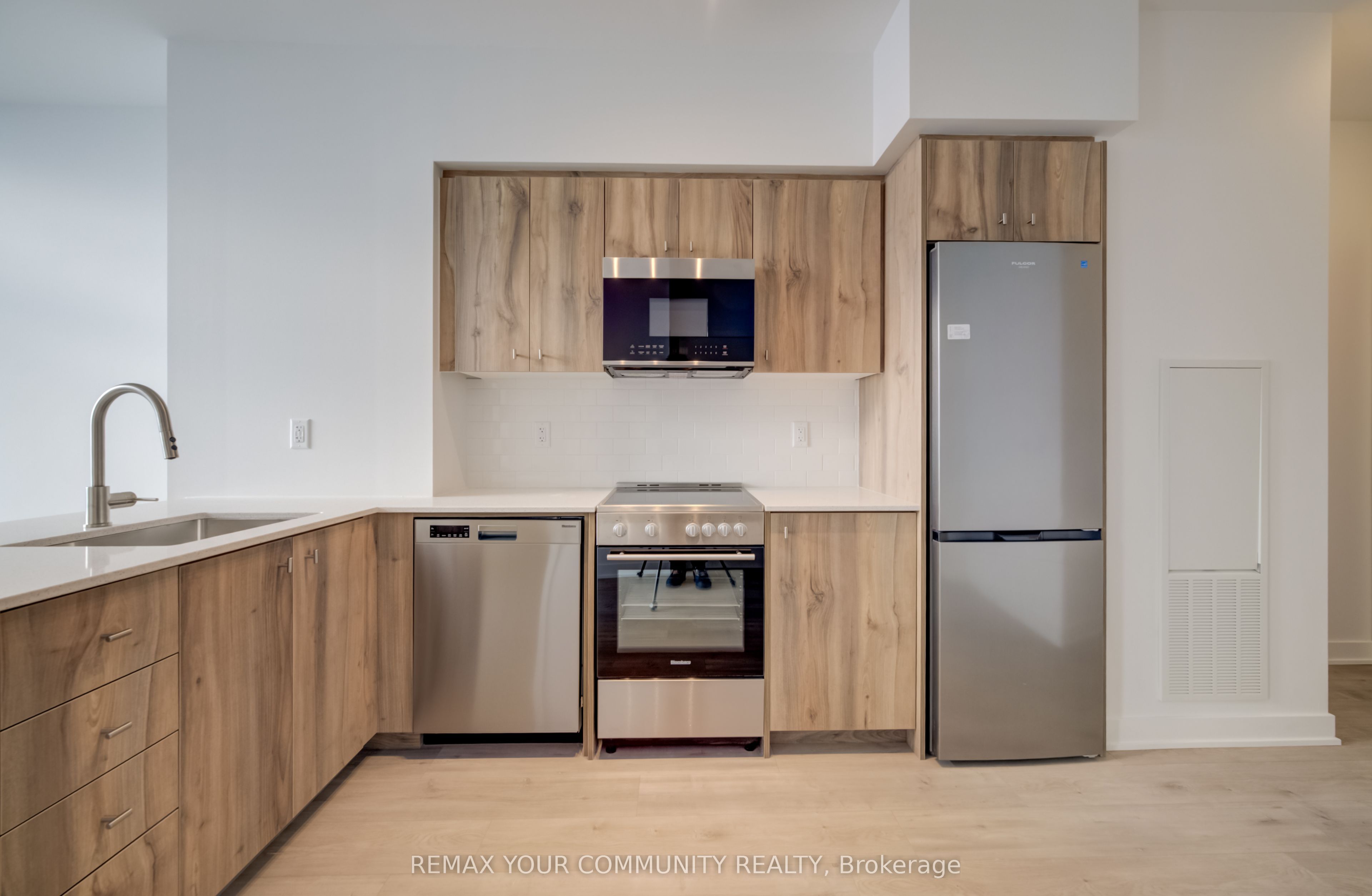 25 Wellington Street 3404 Property Photo 13