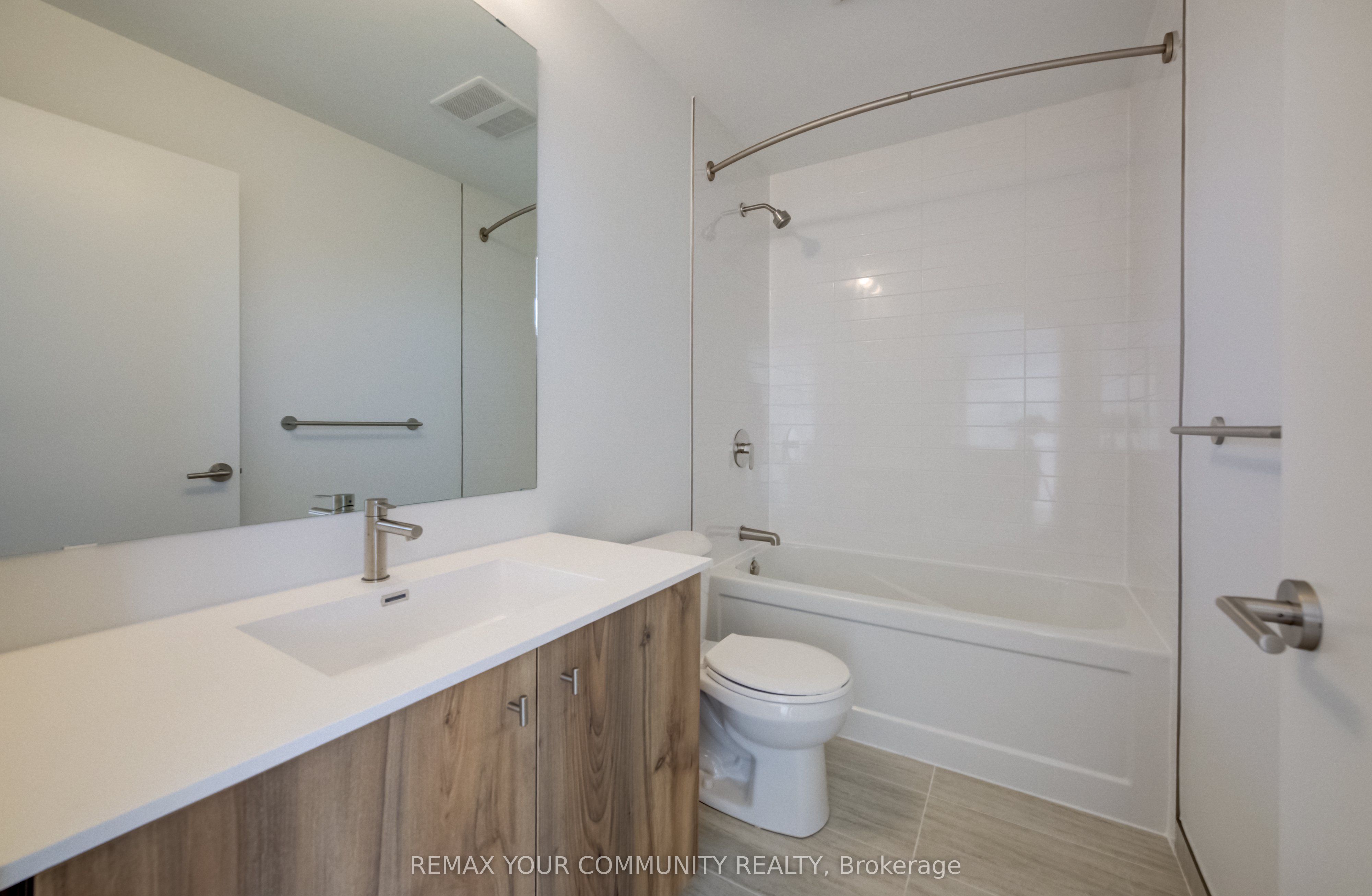 25 Wellington Street 3404 Property Photo 31