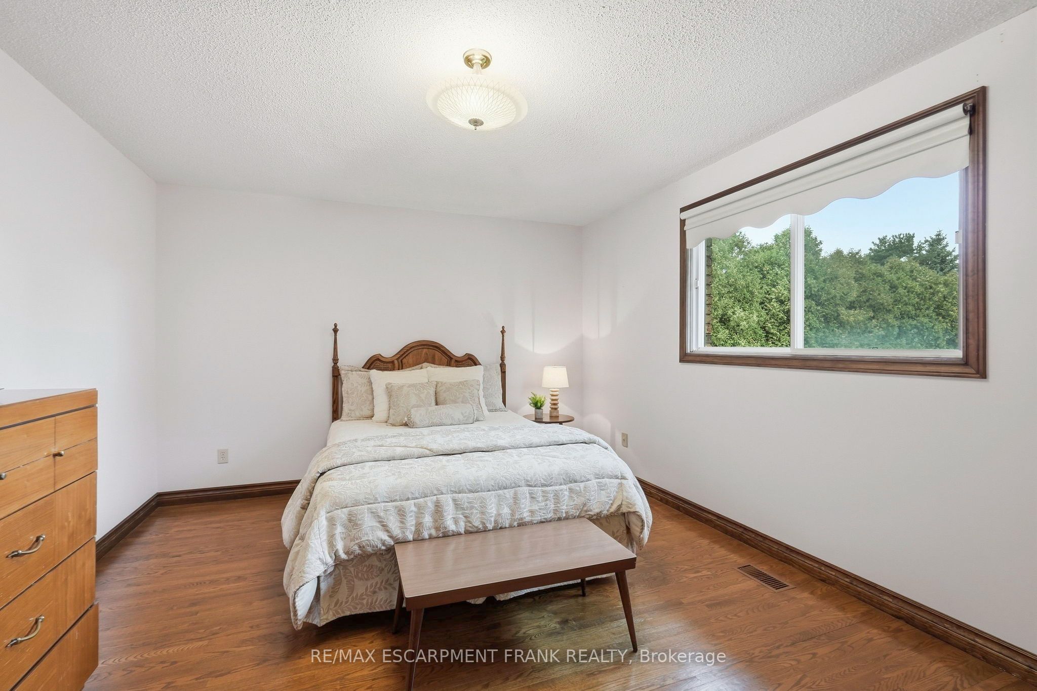 4 Nellida Crescent Property Photo 29