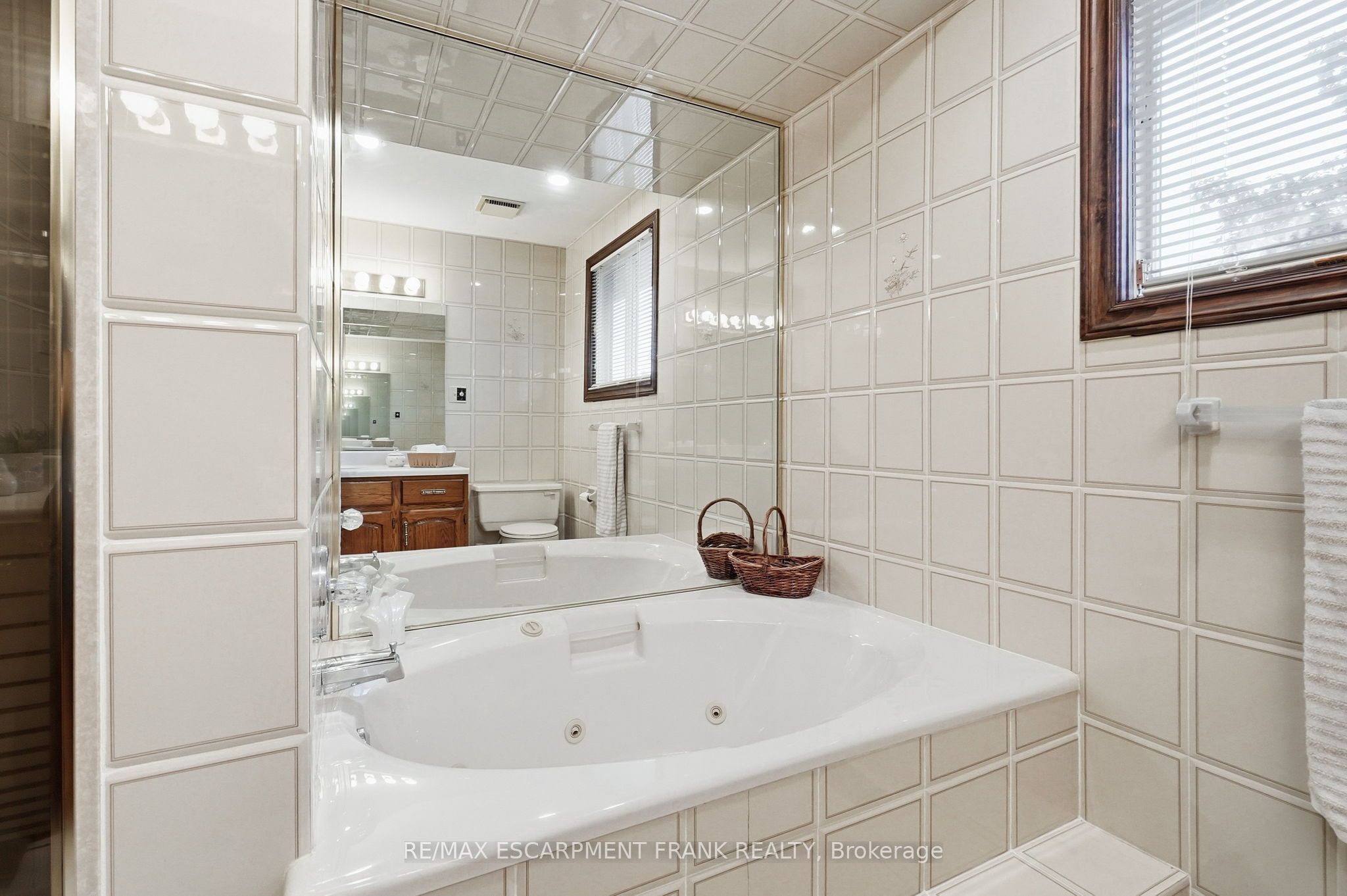 4 Nellida Crescent Property Photo 33
