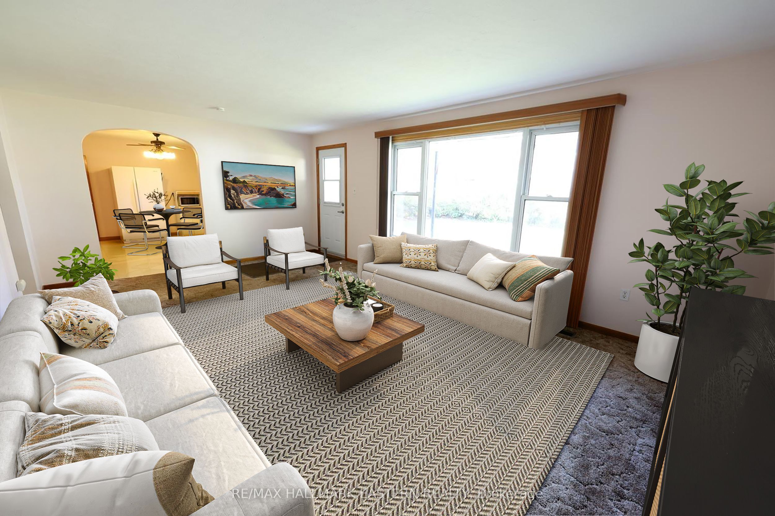 161 River Street E Property Photo 4