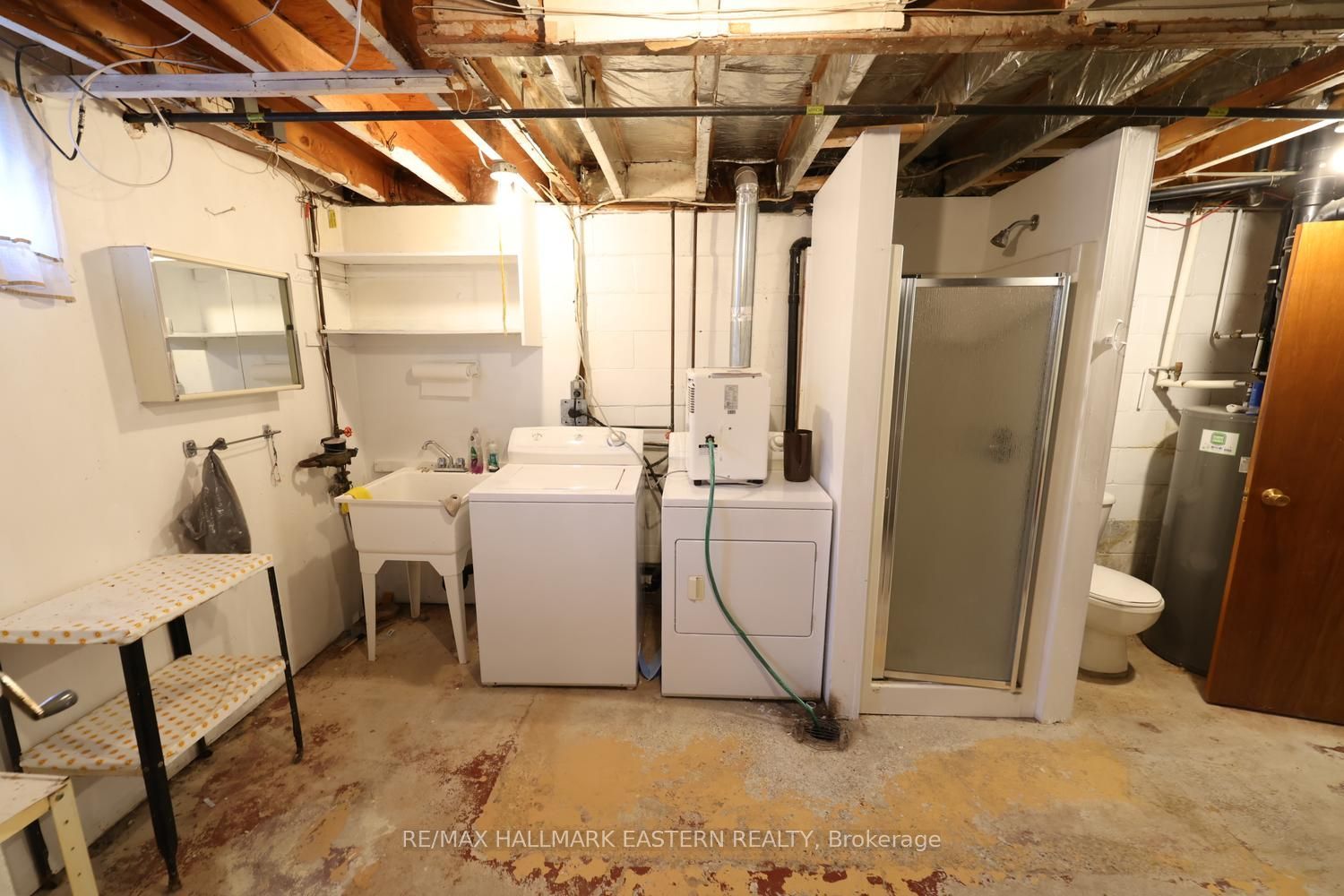 161 River Street E Property Photo 24